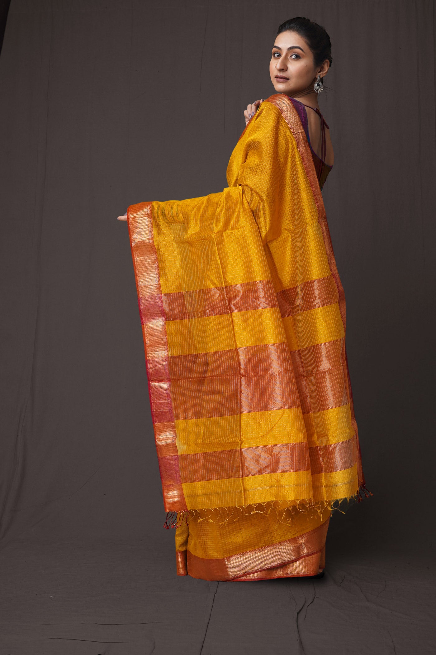 Yellow Pure Handloom Maheshwari With Checks Weaving Sico Saree-UNM80518