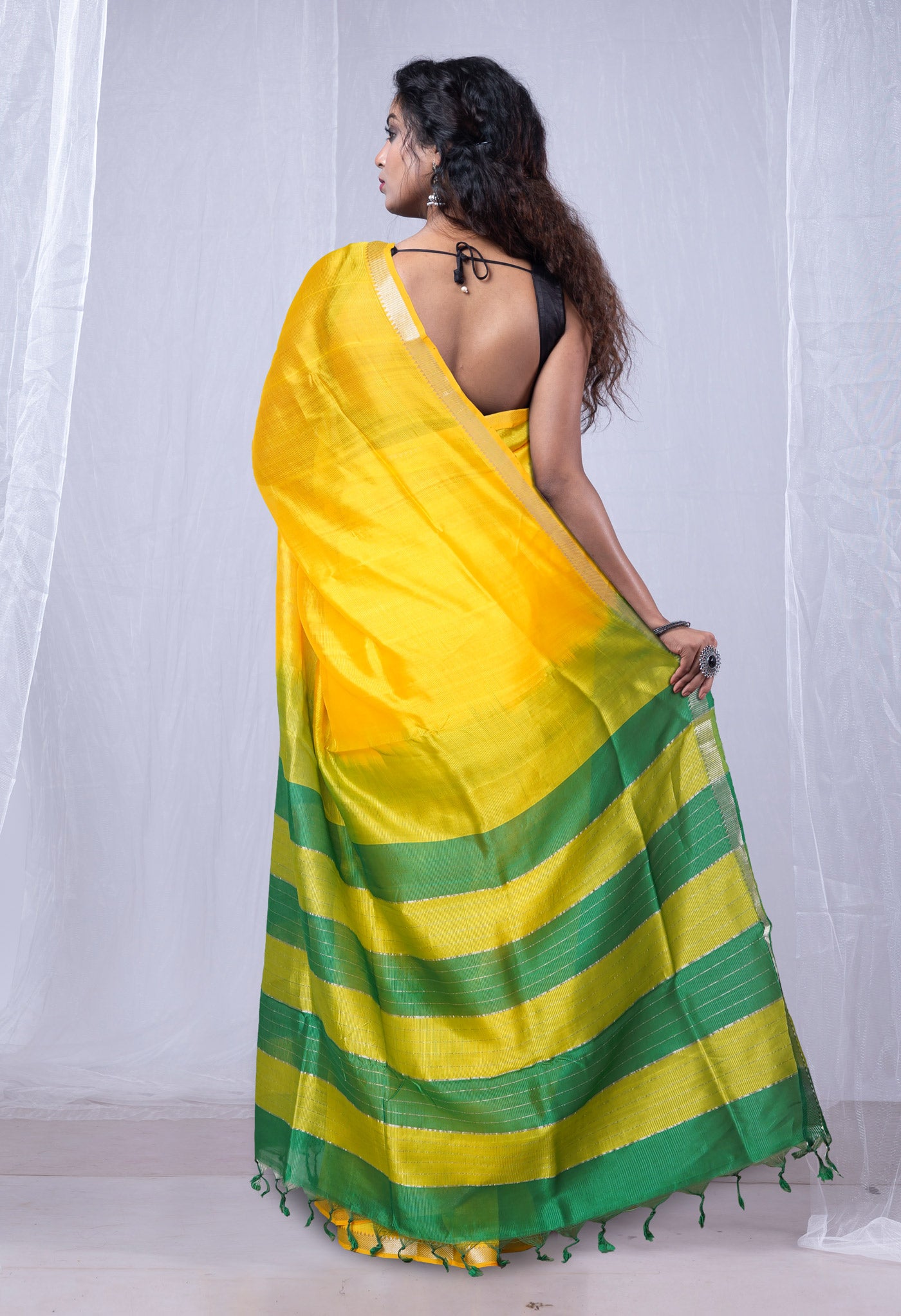 Yellow-Green Pure  Dyed Mangalgiri Soft Silk Saree-UNM80542