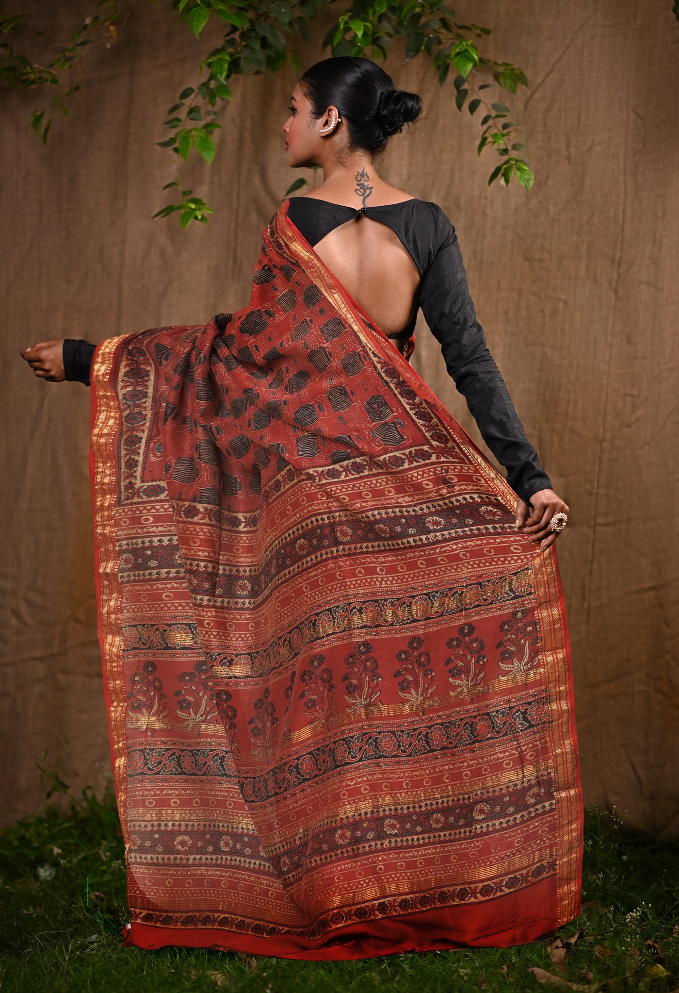 Red Pure Ajrakh Printed Maheshwari Soft Silk Saree-UNM81892