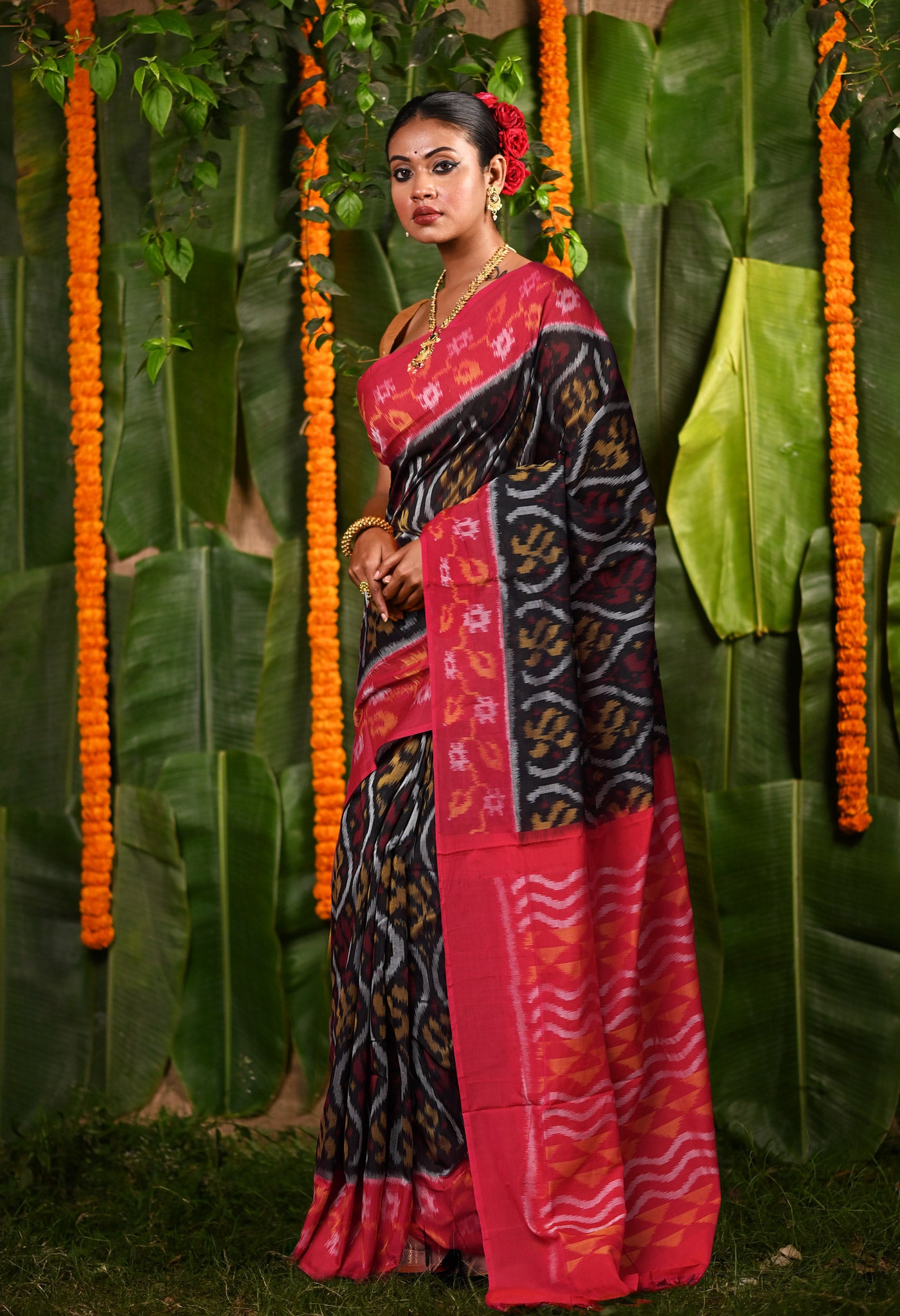 Black-Pink Pure Pochampally Mercerized Cotton Silk Saree-UNM82116