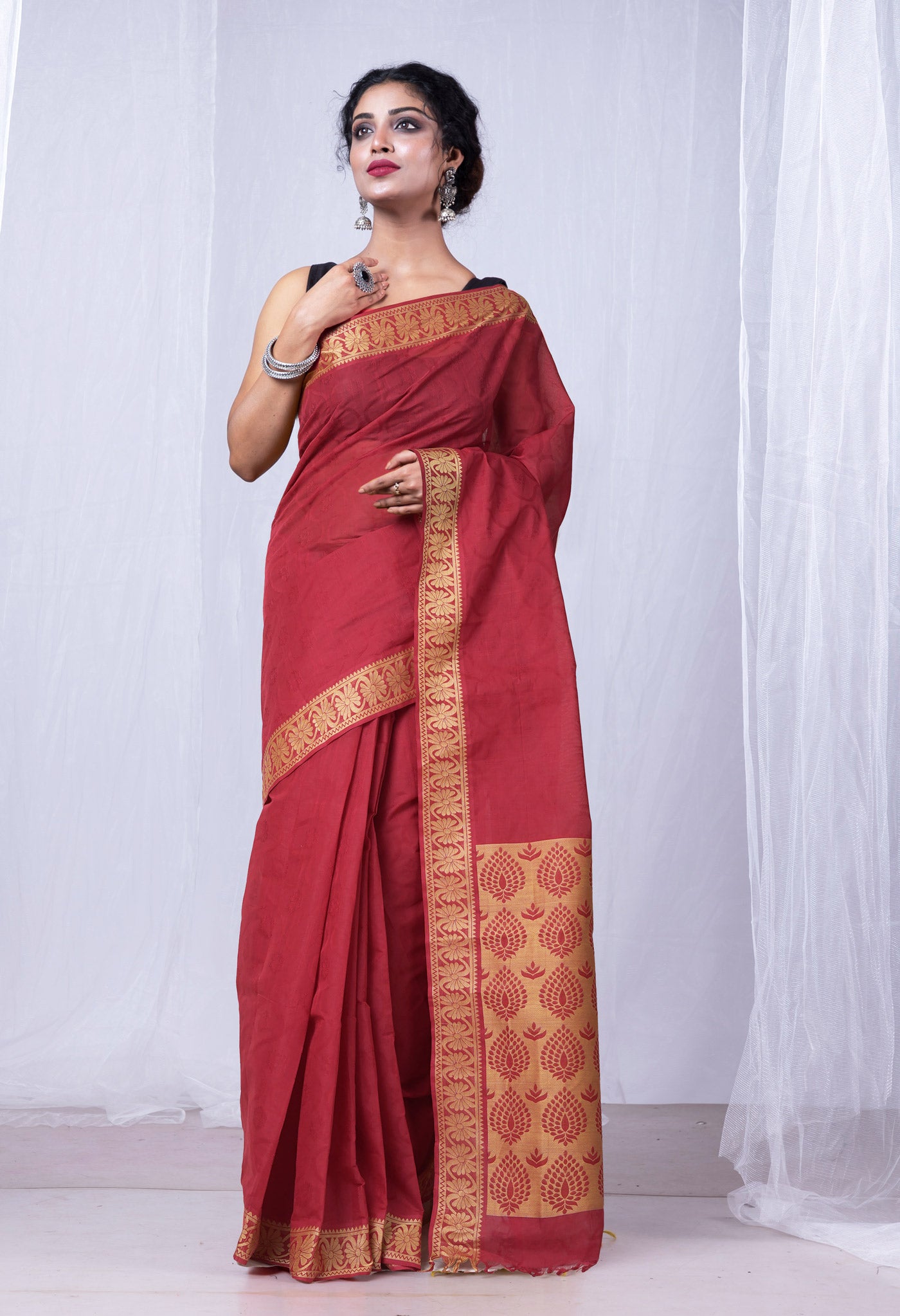 Maroon Pure Pavani Handcrafted Jacquard Chettinad Cotton Saree-UNM82152
