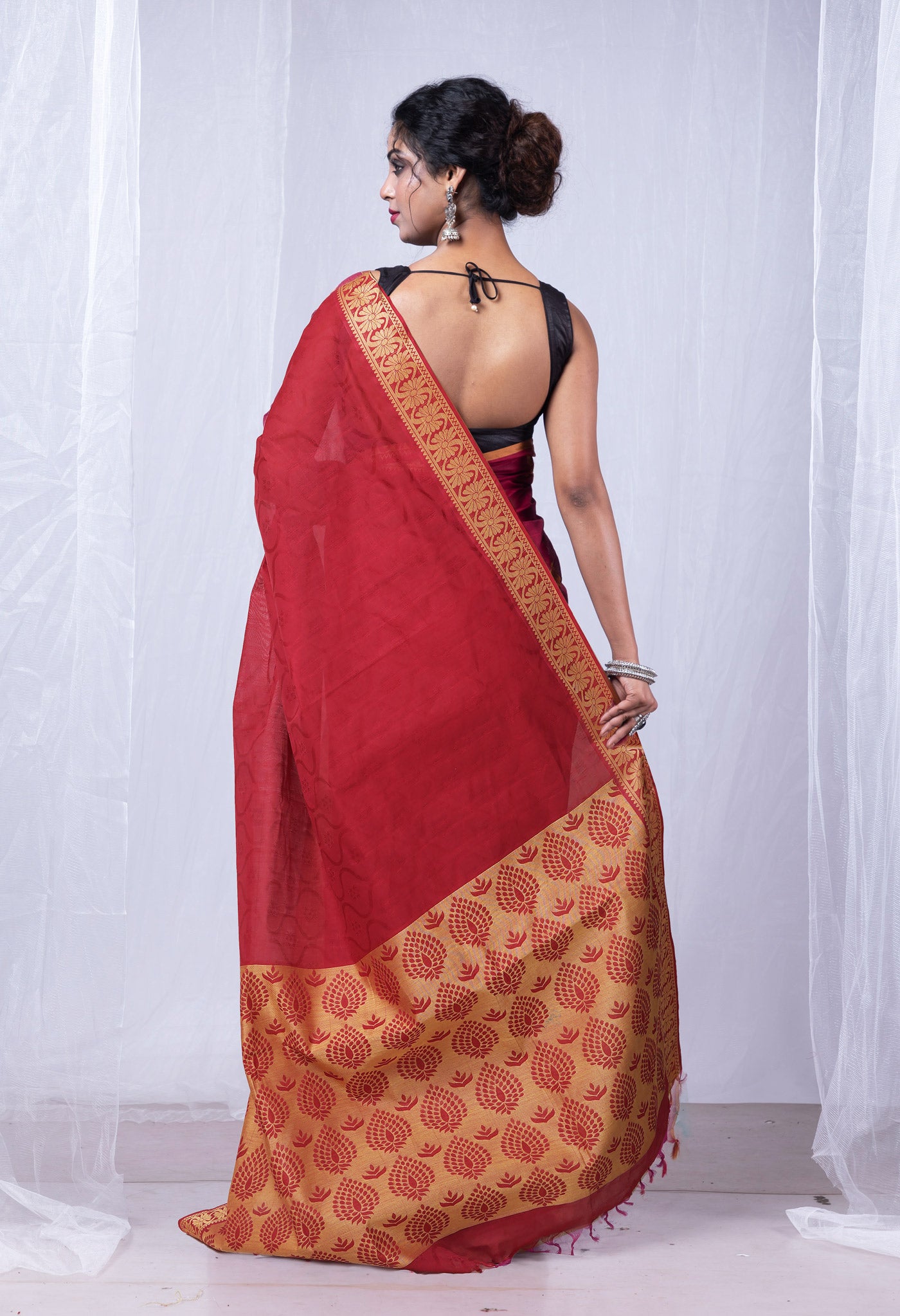 Maroon Pure Pavani Handcrafted Jacquard Chettinad Cotton Saree-UNM82152