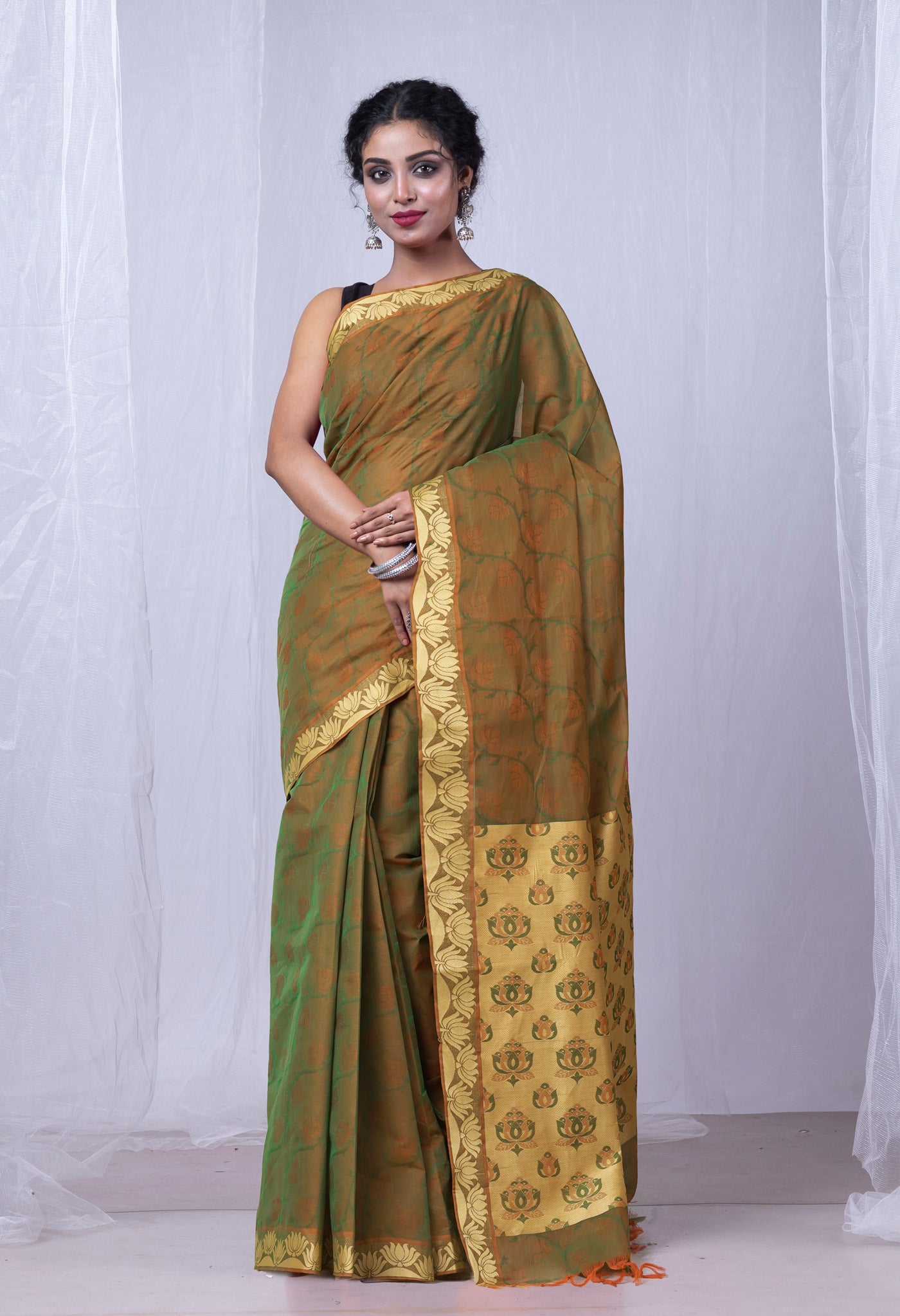 Green Pure Pavani Handcrafted Jacquard Chettinad Cotton Saree-UNM82154