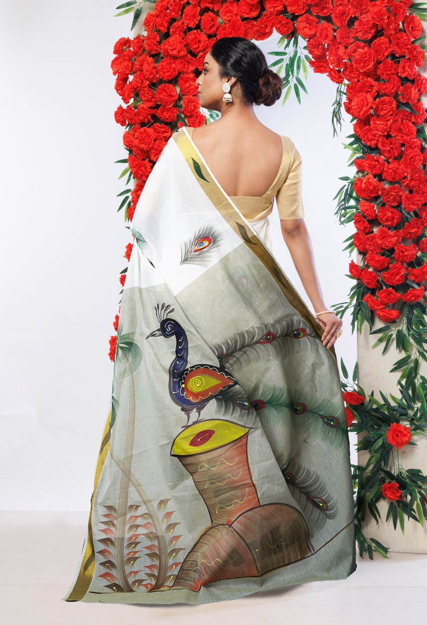 Ivory-Pale Olive Green Pure Brush Painted Kerala Kasavu Cotton Saree-UNM82345