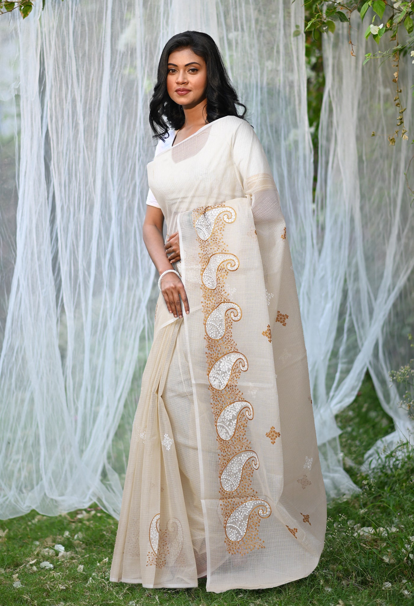Cream Pure Emboridery Kota Saree-UNM82542