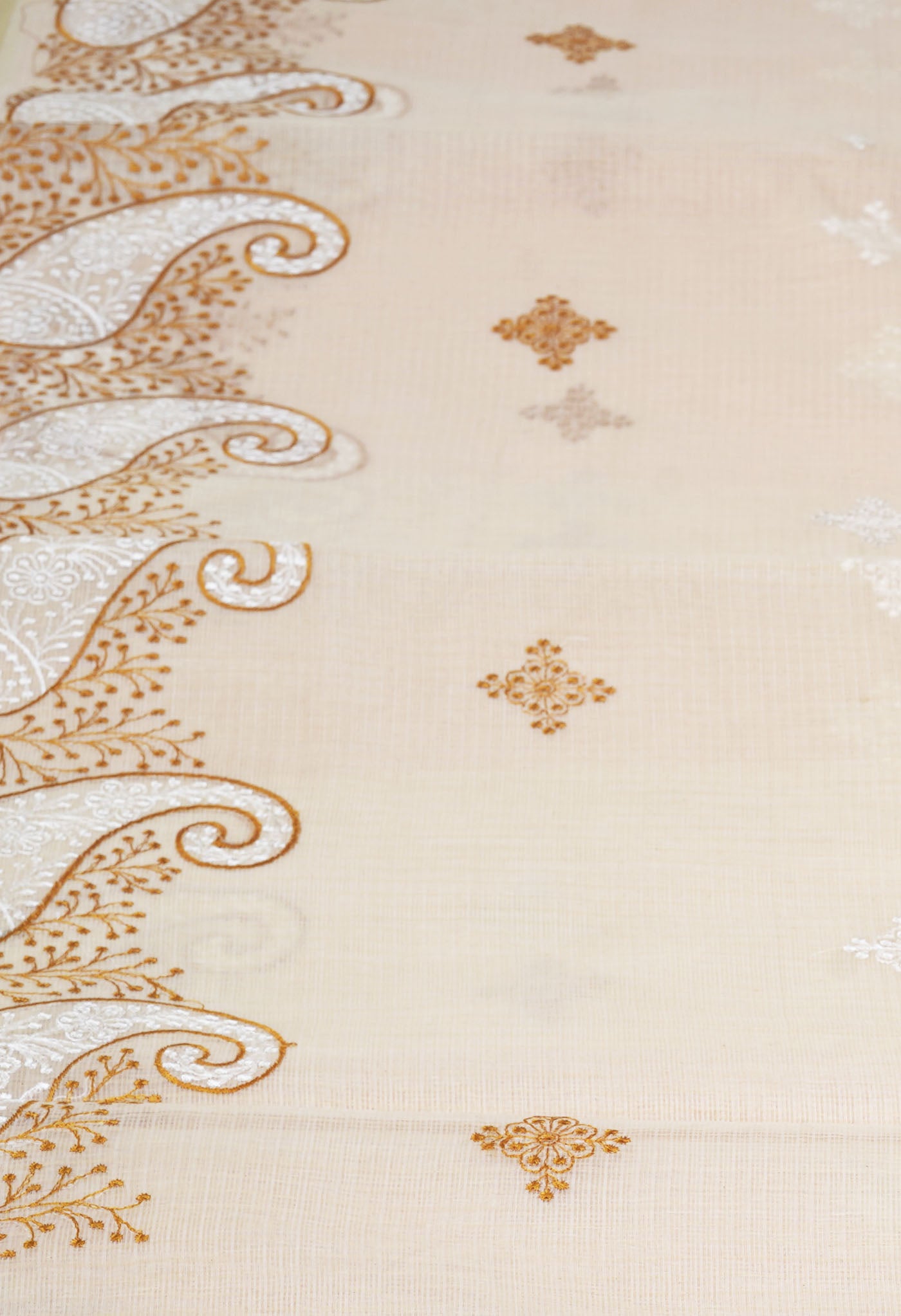 Cream Pure Emboridery Kota Saree-UNM82547