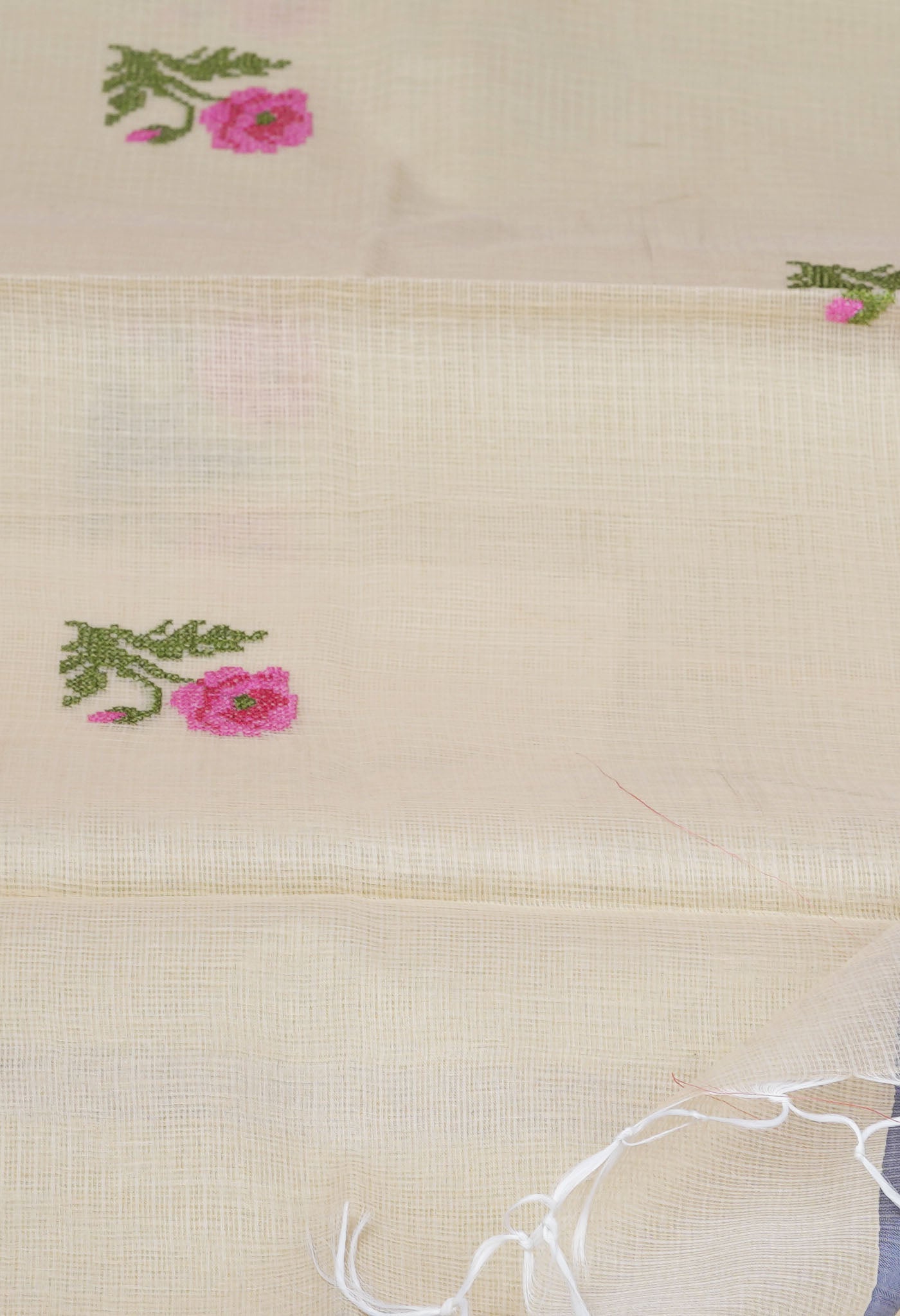 Cream Pure Emboridery Kota Saree-UNM82552