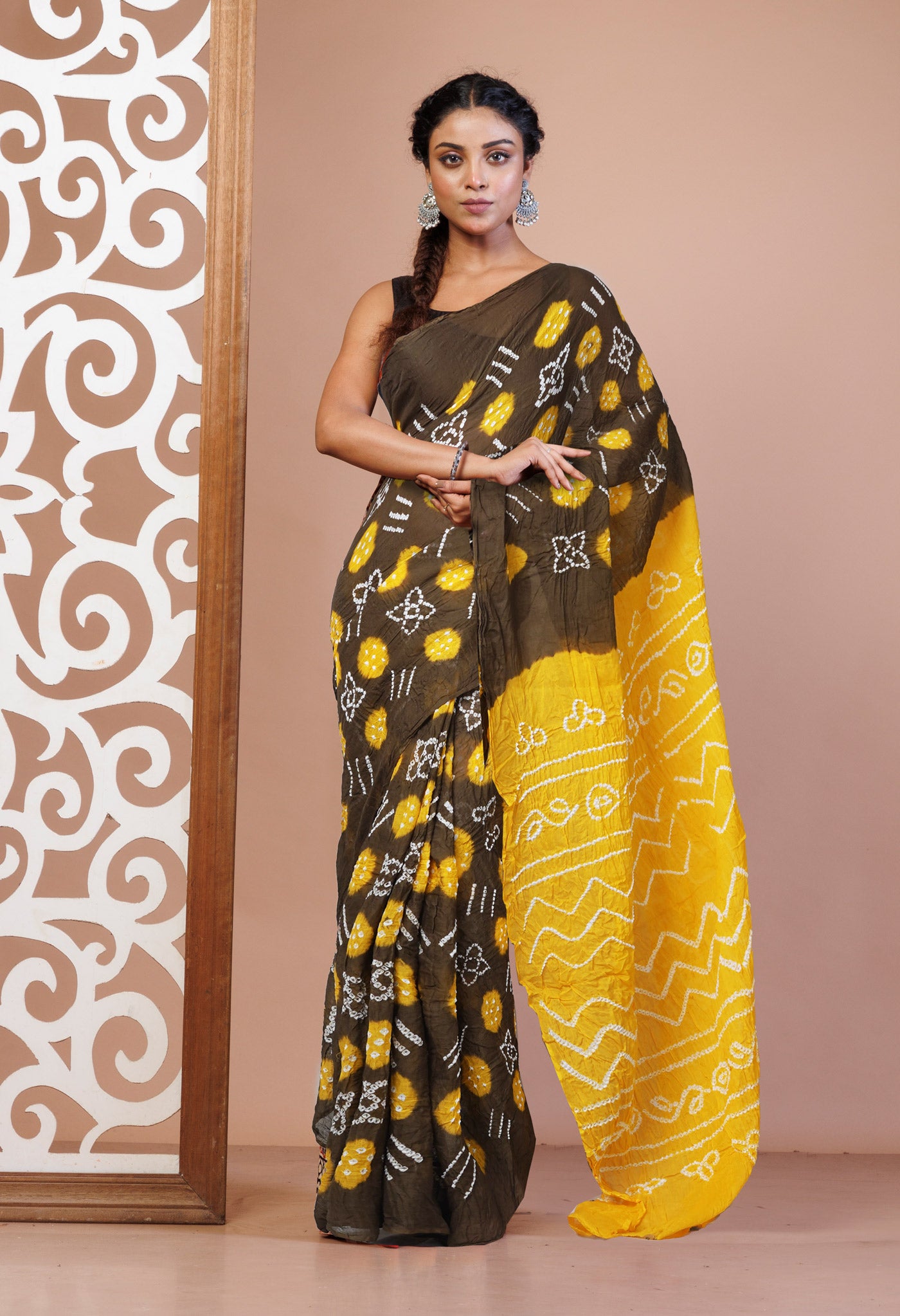 Brown Pure Bandhani Mulmul Cotton Saree-UNM82623