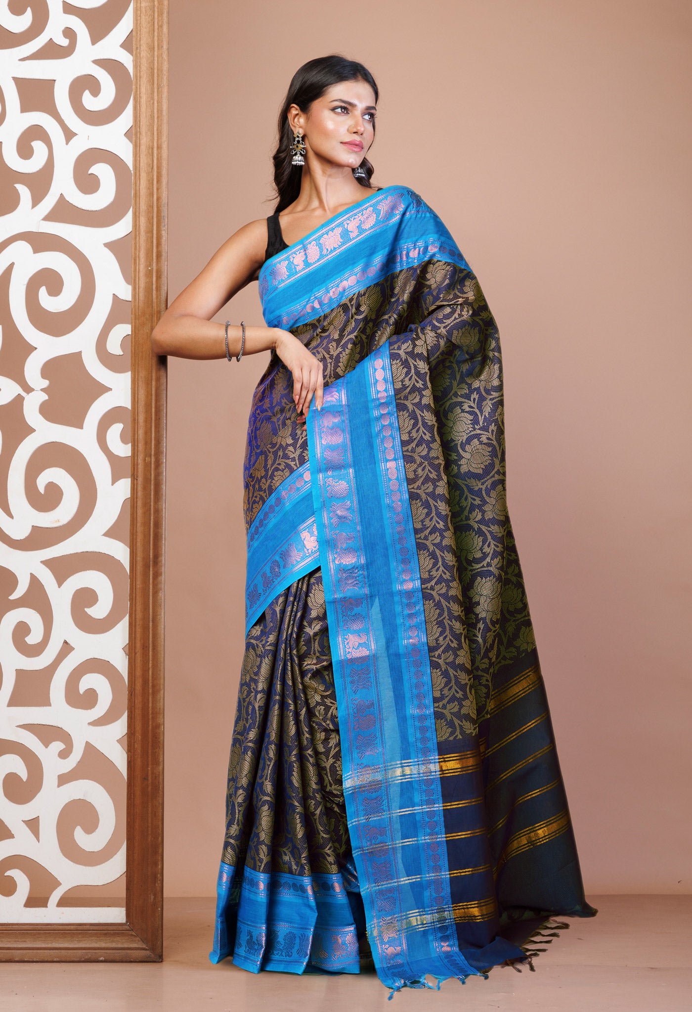 Black Pure Pavani Handcrafted Jacquard Chettinad Cotton Saree-UNM82808