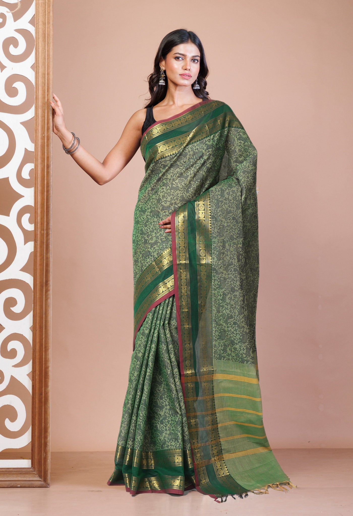 Green Pure Pavani Handcrafted Jacquard Chettinad Cotton Saree-UNM82815