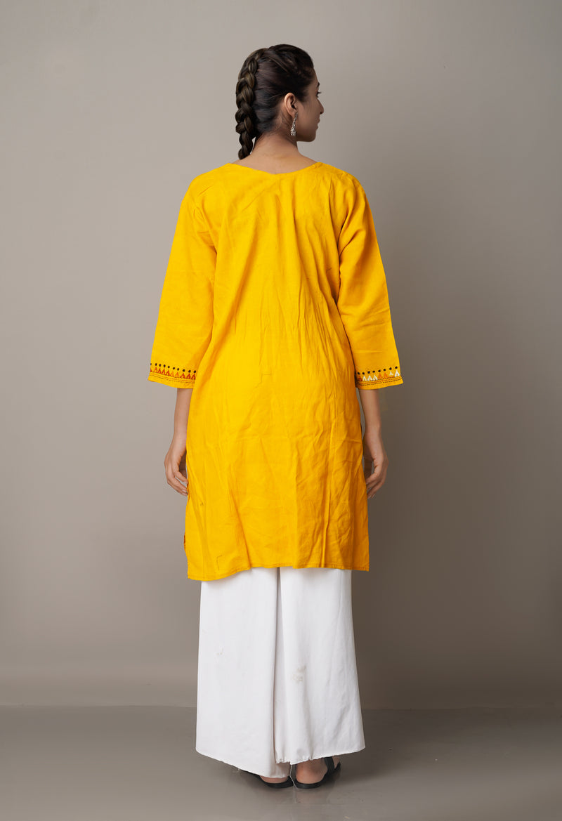 PKK696-Pracheen kala yellow Bengal cotton kurti
