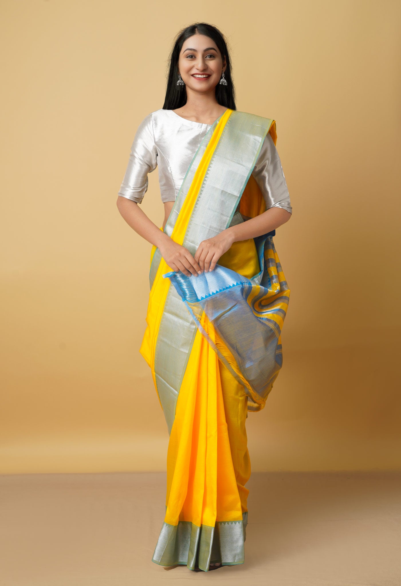 Yellow Pure Handloom Mangalgiri Pattu Silk Saree