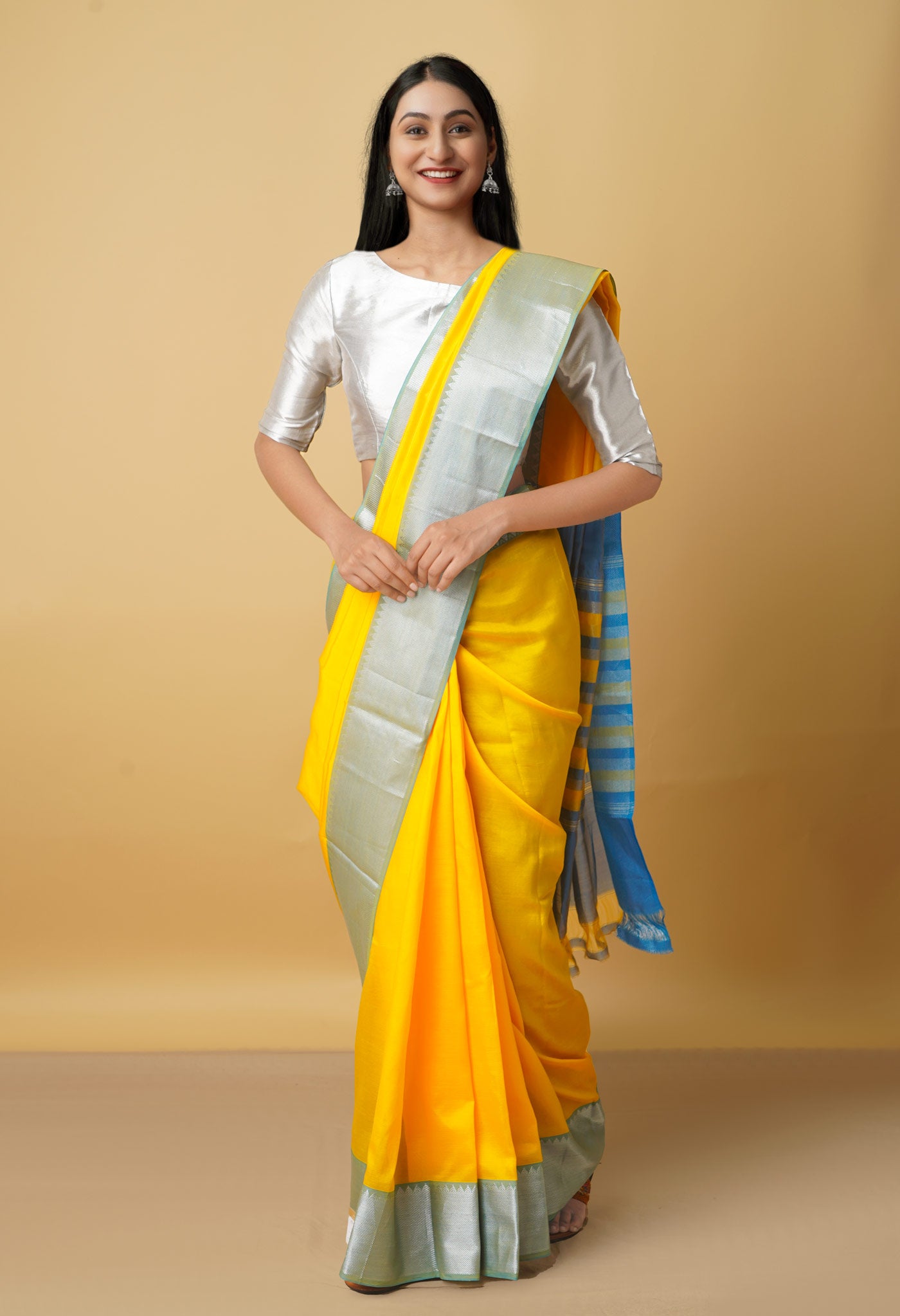 Yellow Pure Handloom Mangalgiri Pattu Silk Saree