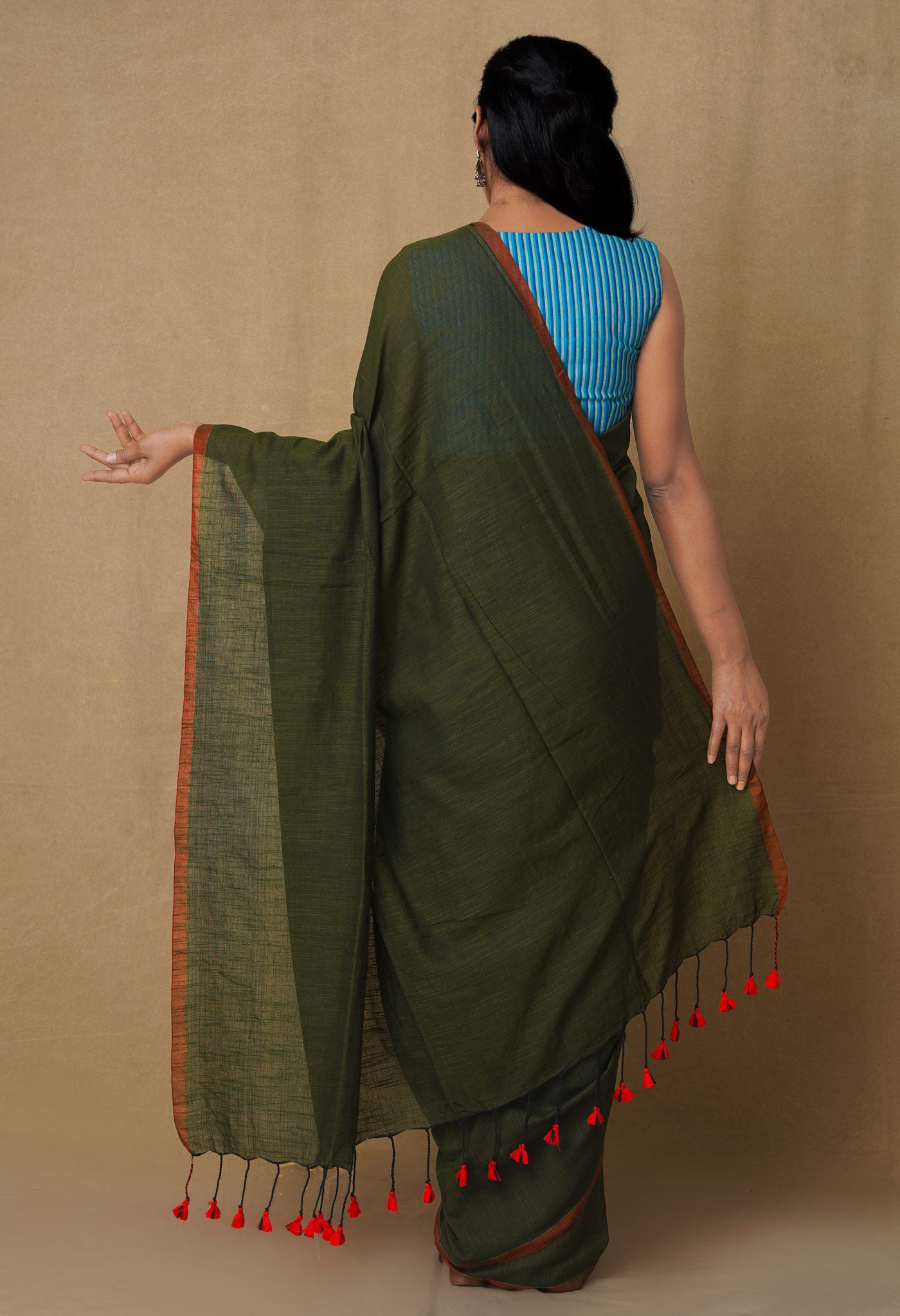 Green Pure  Cotton Linen Saree With Tassels-UNM65249
