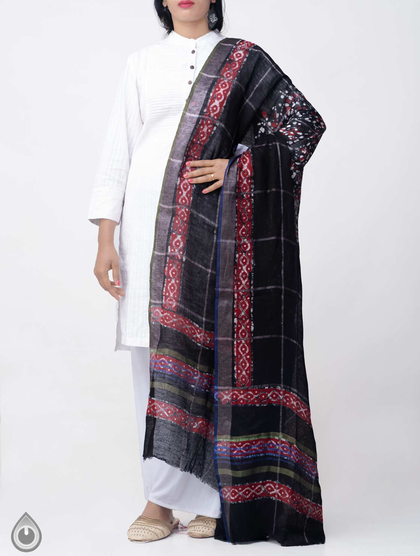 Online Shopping for Black Pure Hand Batik Linen Dupatta with Hand Batik Prints from Chattisgarh at Unnatisilks.comIndia