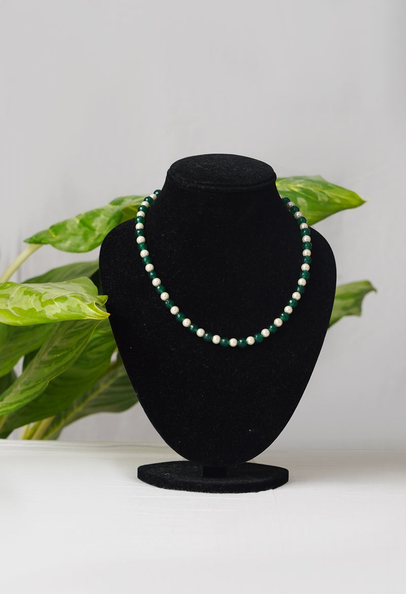 Online Shopping for Green-White Amravati Ocean Beads Necklace   from Andhra Pradesh at Unnatisilks.comIndia
