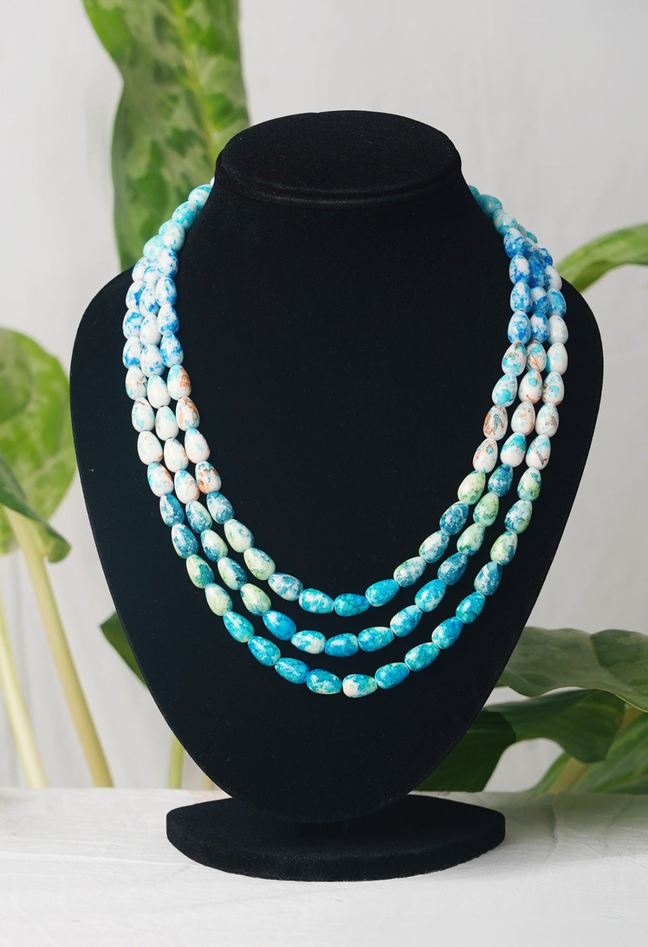 Blue Amravati Ocean Oval Shape Beads Necklace-UJ248
