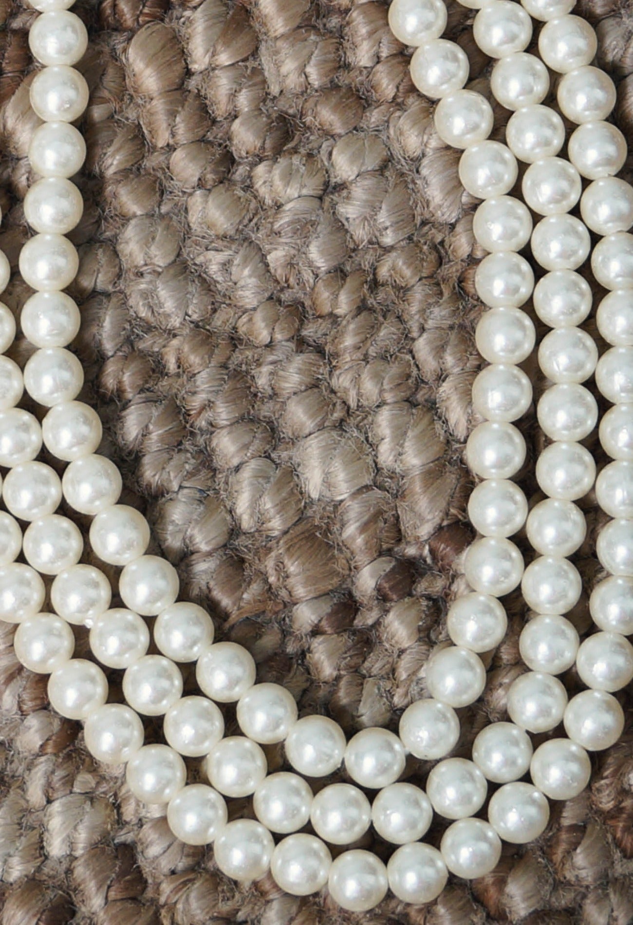 Online Shopping for White Amravati Pearls Beads with jewellery from Andhra Pradesh at Unnatisilks.com India
