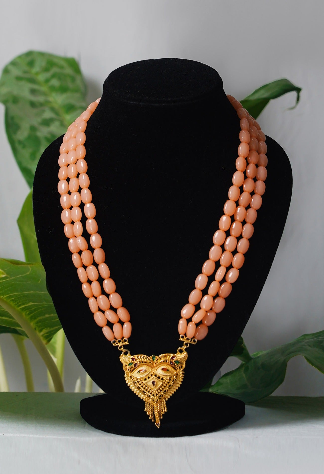 Orange Amravati oval Beads Necklace with Pendent-UJ318
