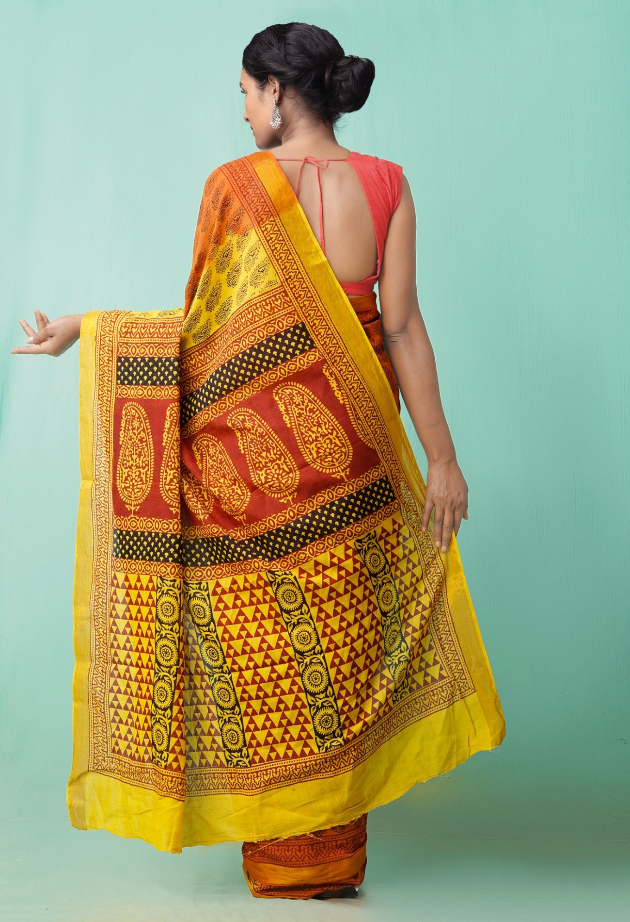 Online Shopping for Red Pure Block Printed Mulmul Cotton Saree with Hand Block Prints from Madhya Pradesh at Unnatisilks.comIndia
