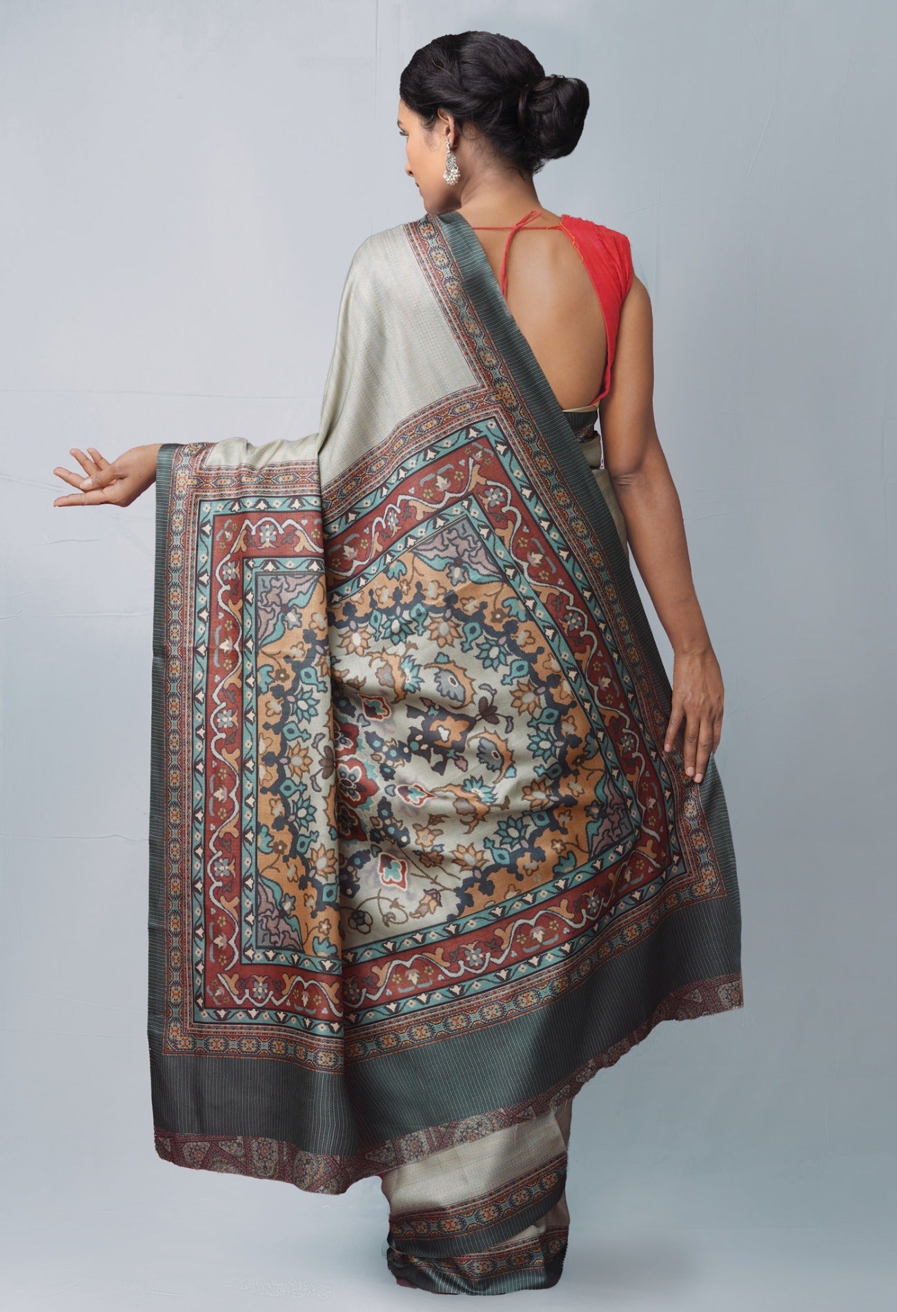Online Shopping for Green  Digital Printed Crepe Silk Saree with Fancy/Ethnic Prints from Punjab at Unnatisilks.comIndia