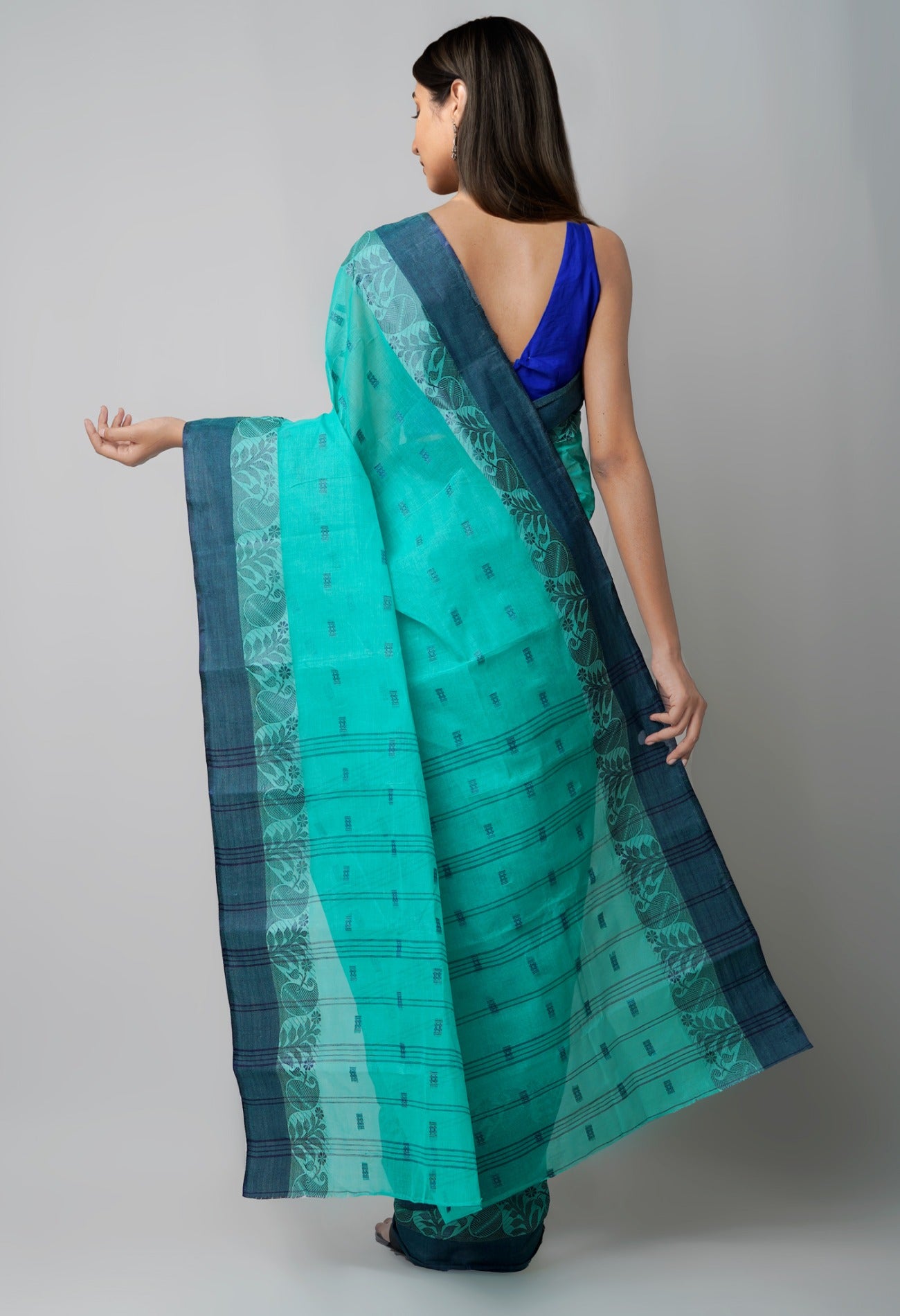 Online Shopping for Turquoise Blue Pure Handloom Bengal Tant Cotton Saree with Weaving from West Bengal at Unnatisilks.comIndia
