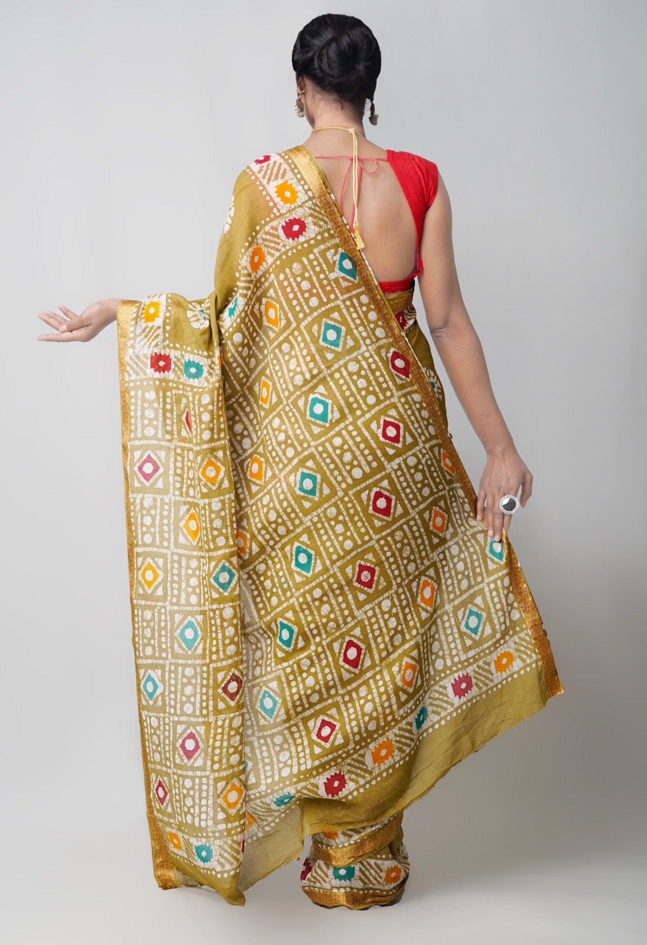 Online Shopping for Brown Pure Hand Batik Mulmul Cotton Saree with Batik from Rajasthan at Unnatisilks.comIndia
