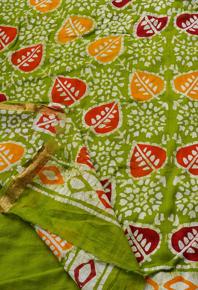 Green Pure Hand Batik Mulmul Cotton Saree-UNM60422