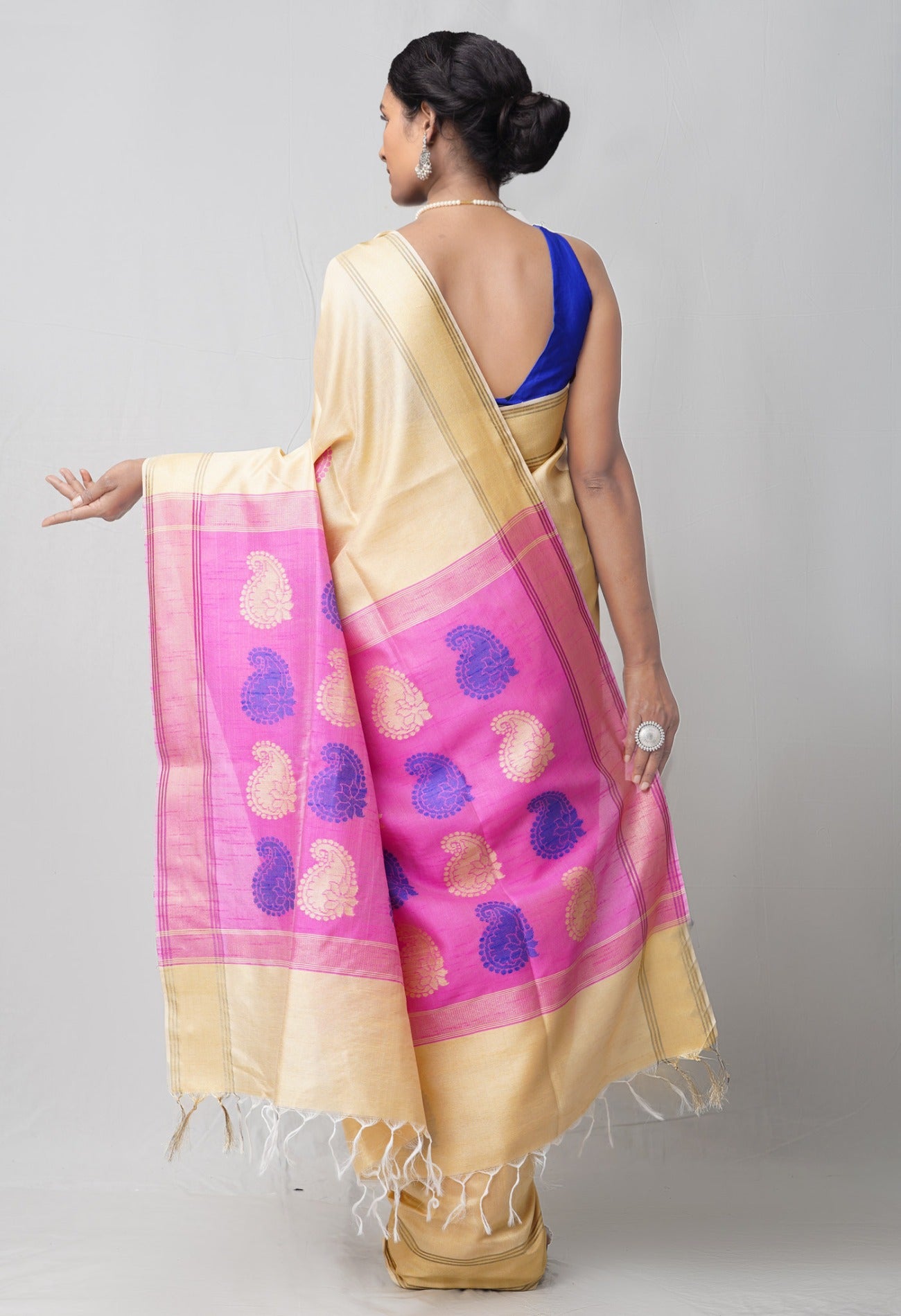 Online Shopping for Brown  Bengal Linen Saree with Weaving from West Bengal at Unnatisilks.comIndia
