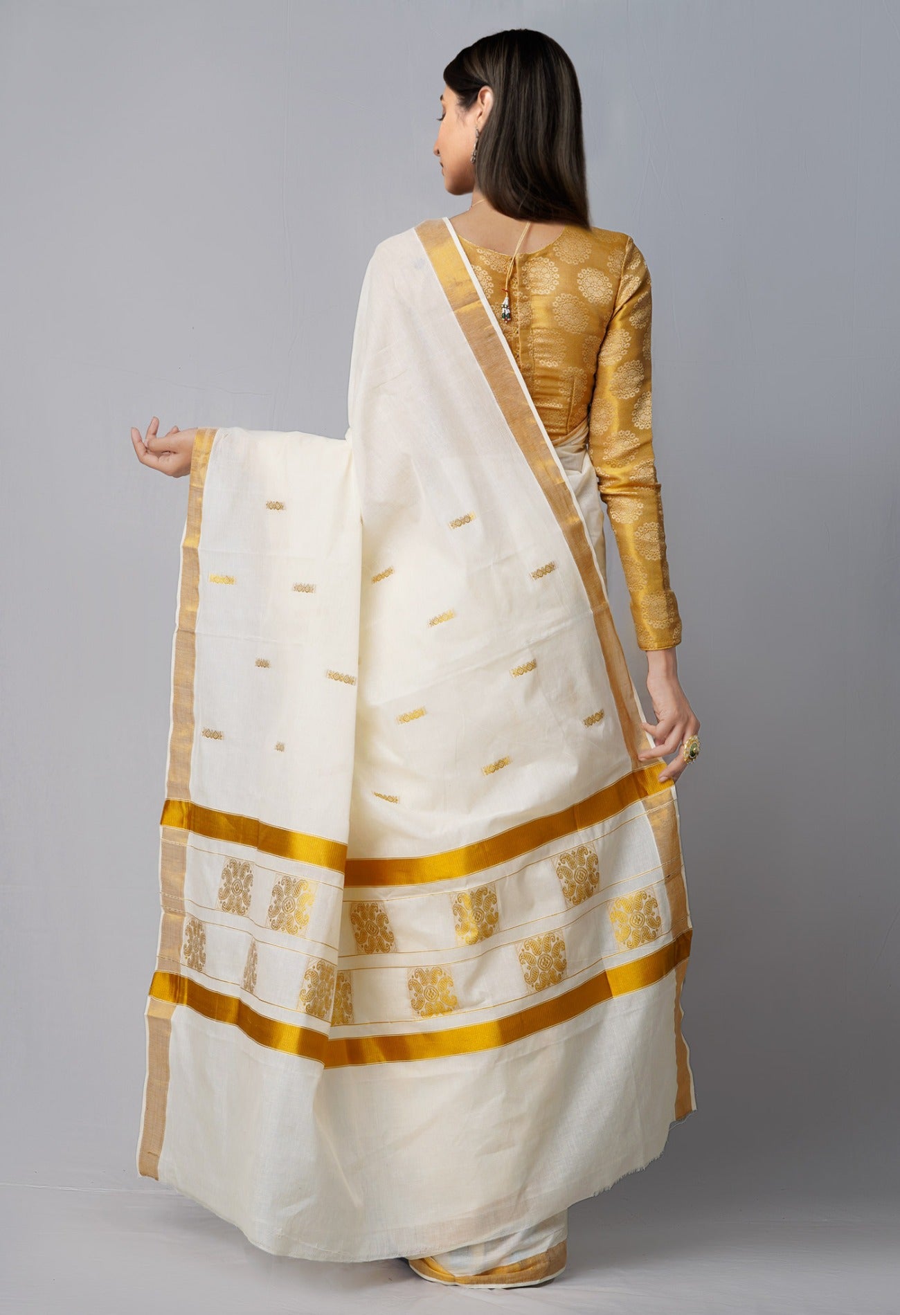 Online Shopping for Ivory Pure Kerala Kasavu Cotton Saree with Hand Block Prints from Chhattisgarh at Unnatisilks.comIndia
