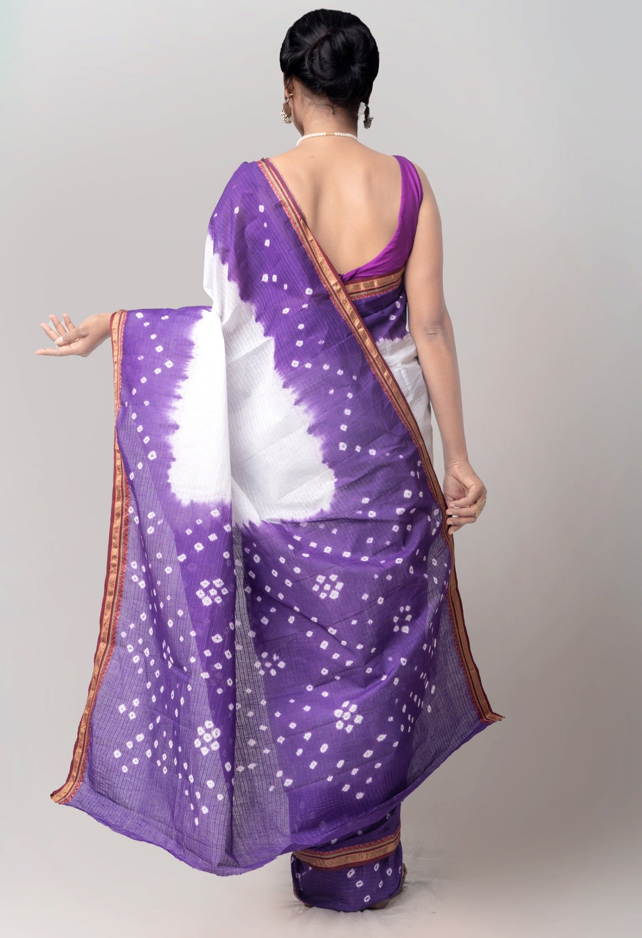 Online Shopping for White-Violet Pure Bandhani Cotton Saree with Tie-N-Dye from Rajasthan at Unnatisilks.comIndia
