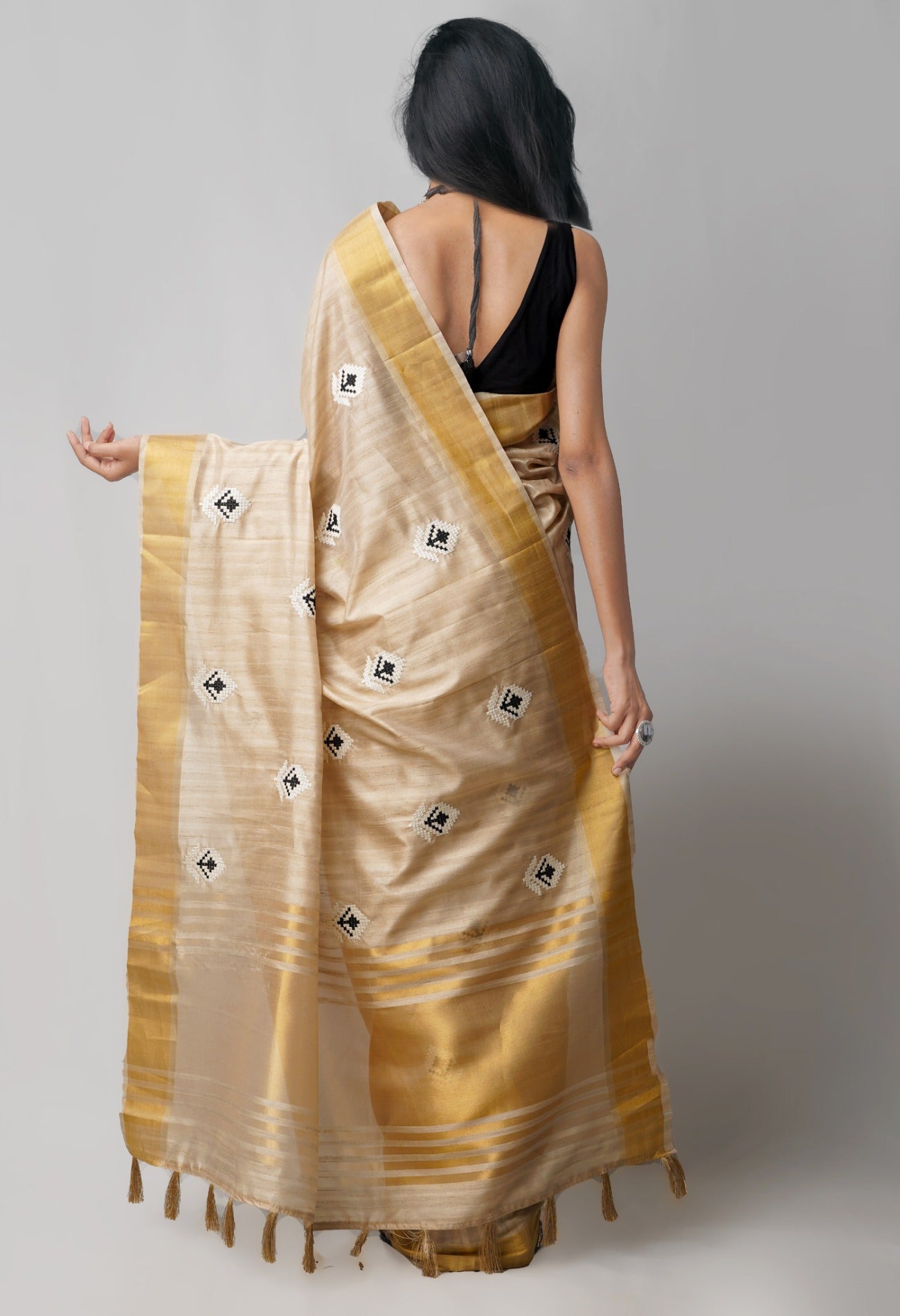 Online Shopping for Brown Tussar Silk Saree with Croatian Embroidery with Embroidery from Chhattisgarh at Unnatisilks.comIndia
