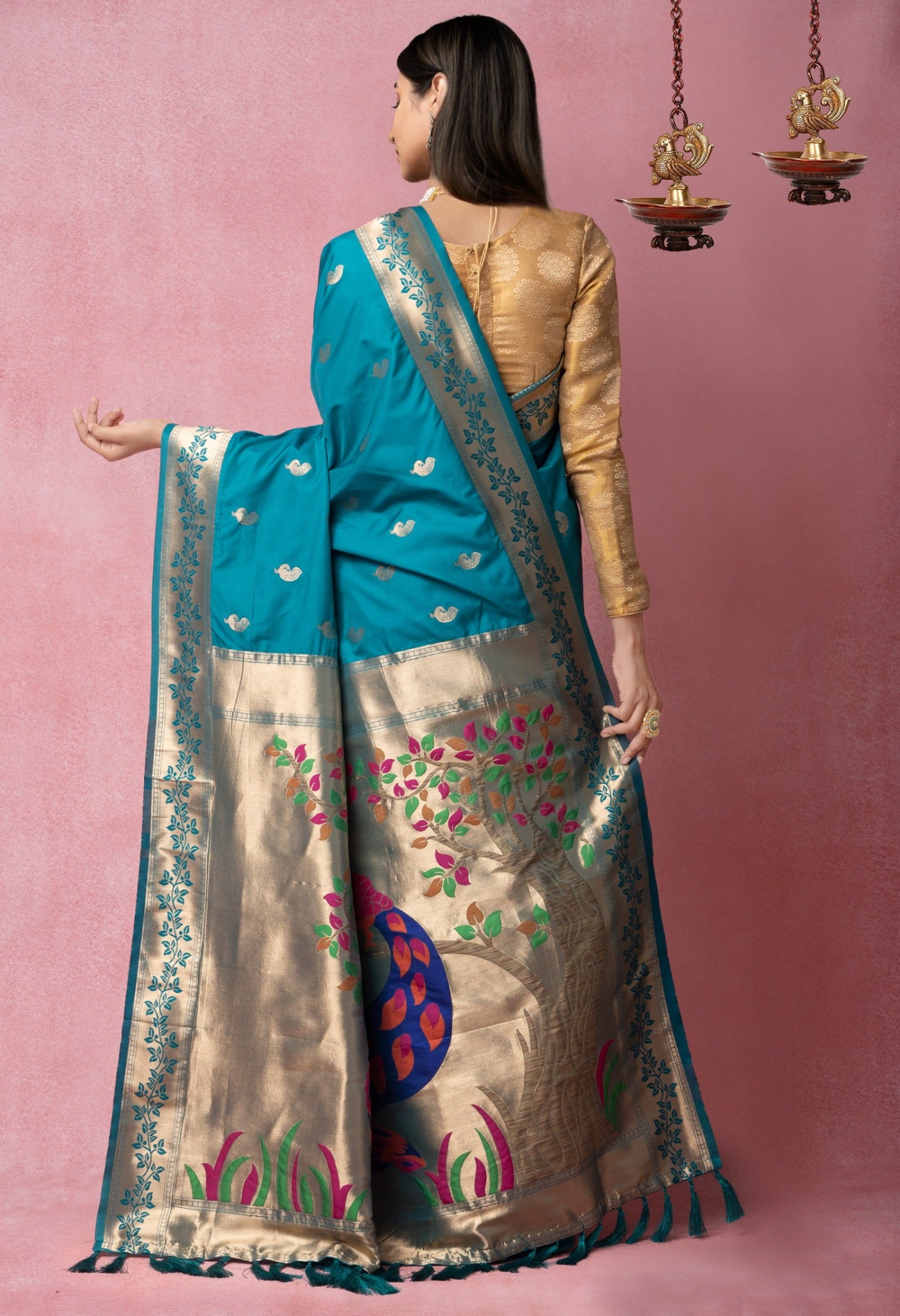 Online Shopping for Sapphire  Banarasi Silk Saree with Banarasi /Brocade from Uttar Pradesh at Unnatisilks.com India
