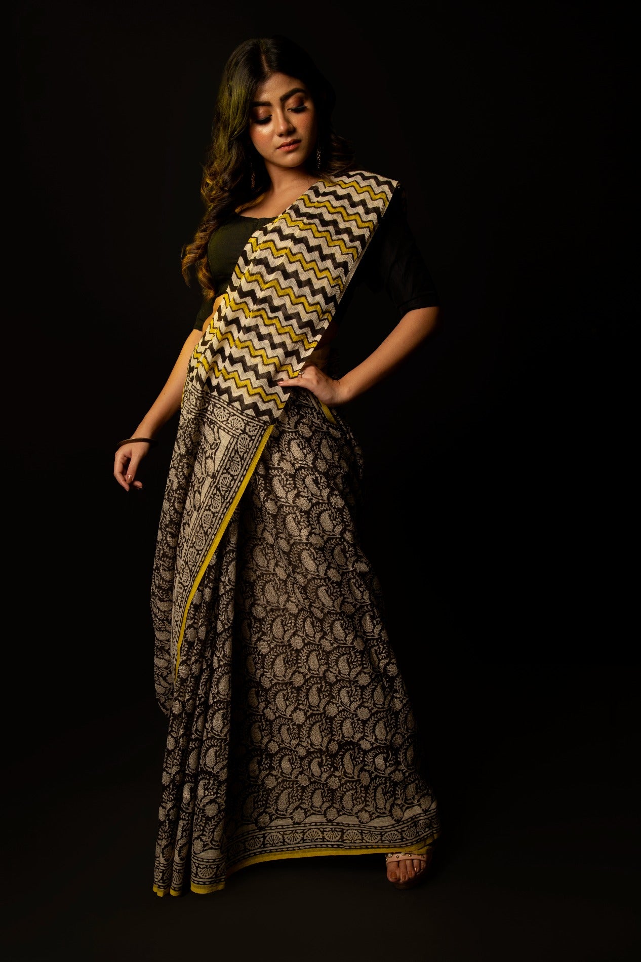 Online Shopping for Black Pure Bagru Mulmul Cotton Saree with Hand Block Prints from Andhra Pradesh at Unnatisilks.com India