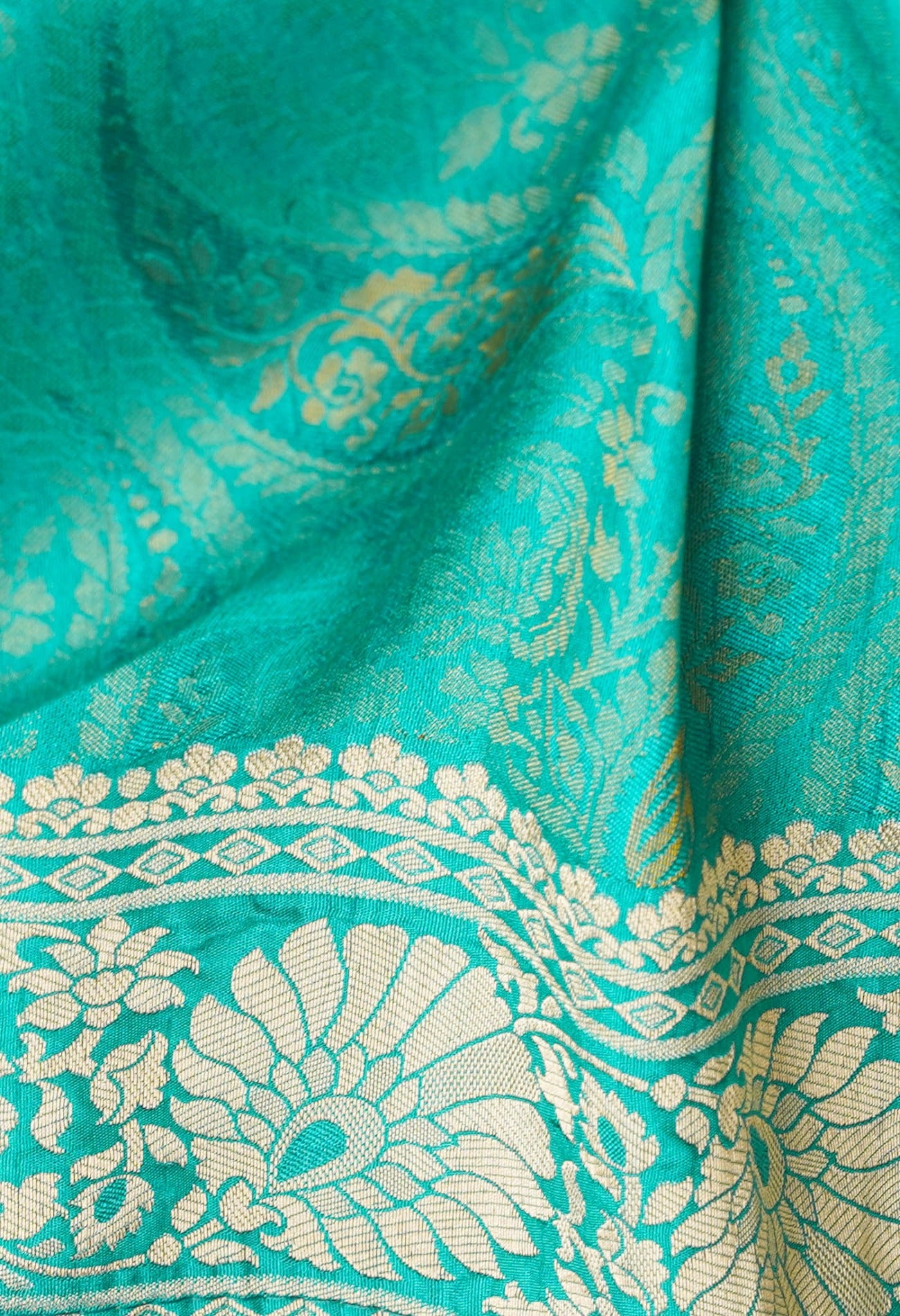 Online Shopping for Green  Banarasi Silk Saree with Weaving from Uttar Pradesh at Unnatisilks.com India
