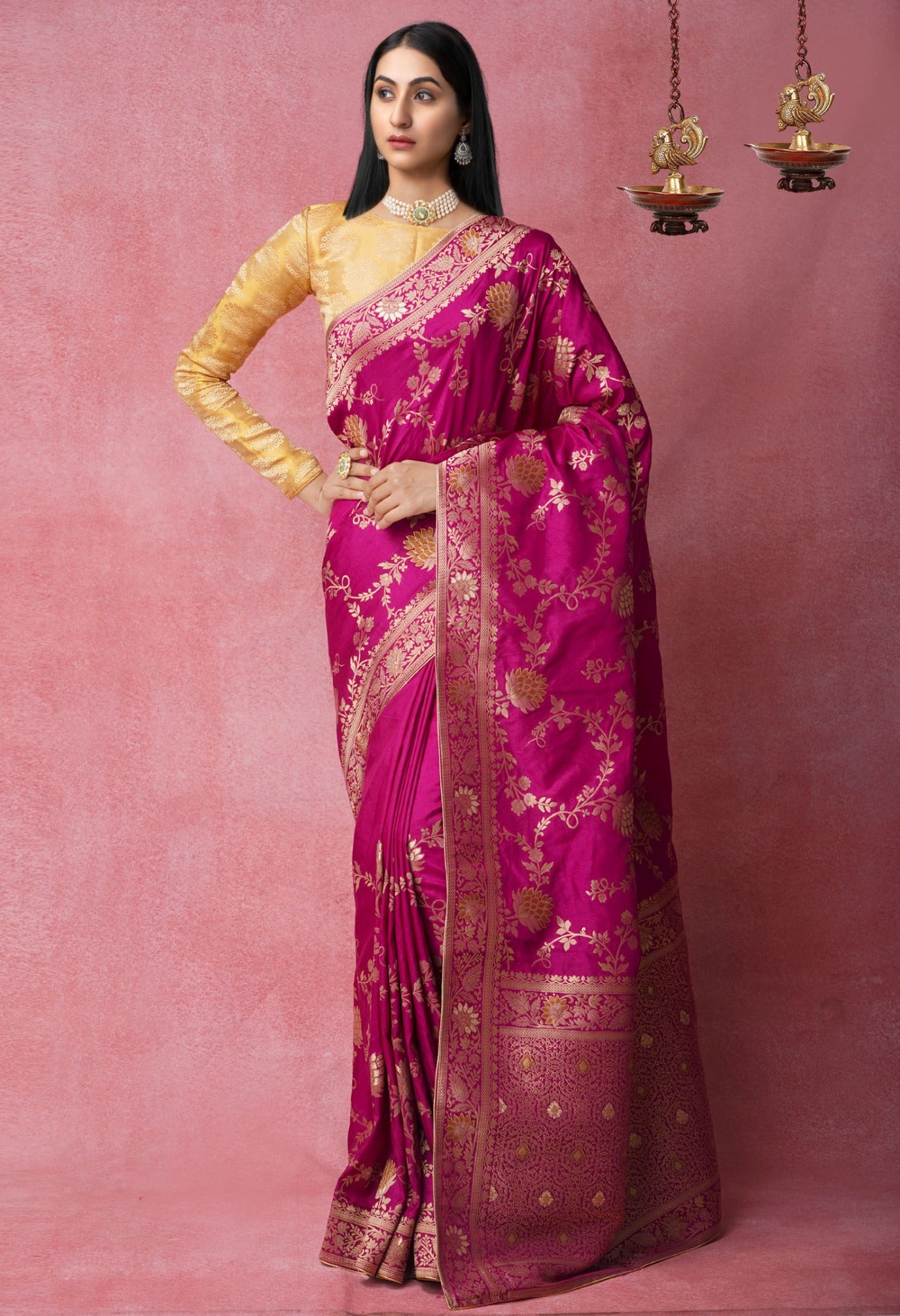 Online Shopping for Pink  Banarasi Silk Saree with Weaving from Uttar Pradesh at Unnatisilks.comIndia
