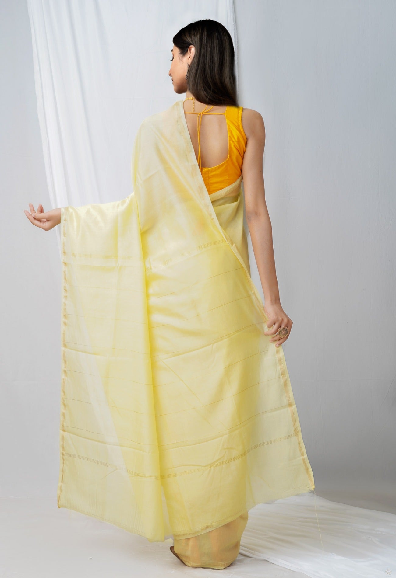 Online Shopping for Cream Pure Chanderi Sico Saree with Weaving from Madhya Pradesh at Unnatisilks.com India
