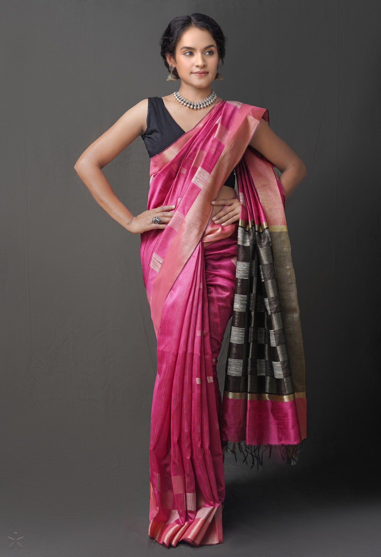 Online Shopping for Pink  Bengal Linen Saree with Weaving from West Bengal at Unnatisilks.com India
