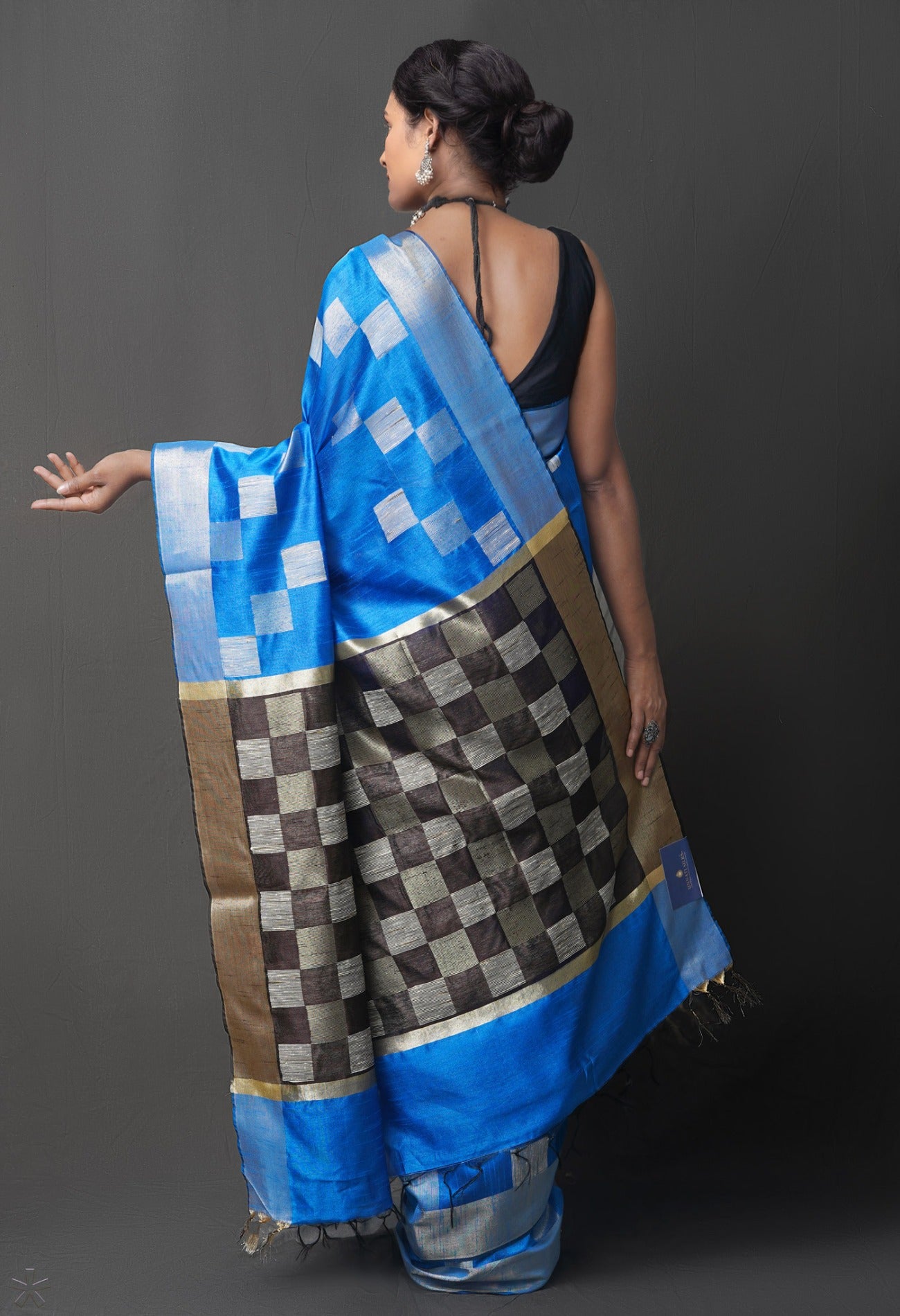 Online Shopping for Blue  Bengal Linen Saree with Weaving from West Bengal at Unnatisilks.com India
