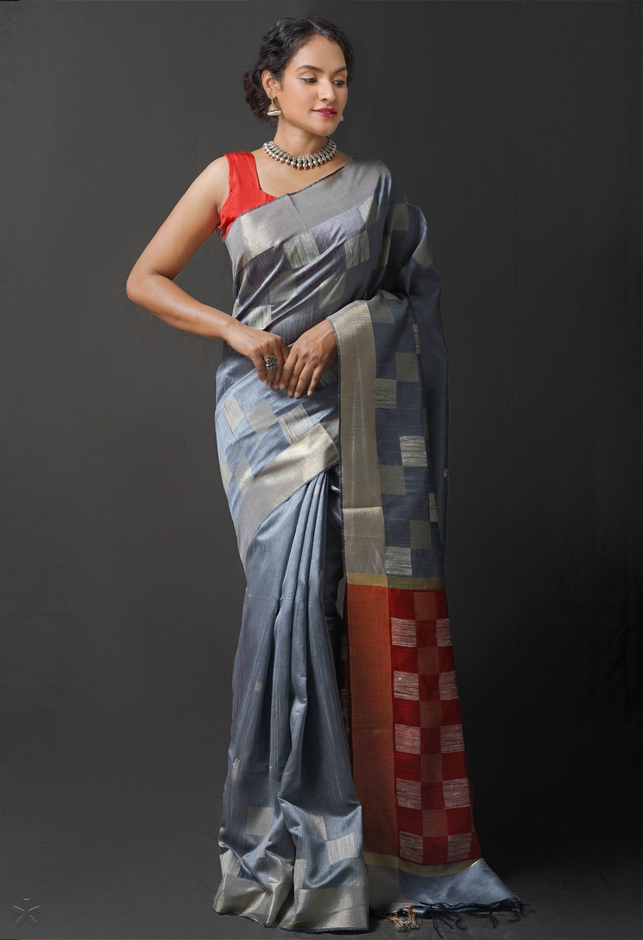 Online Shopping for Grey  Bengal Linen Saree with Weaving from West Bengal at Unnatisilks.com India

