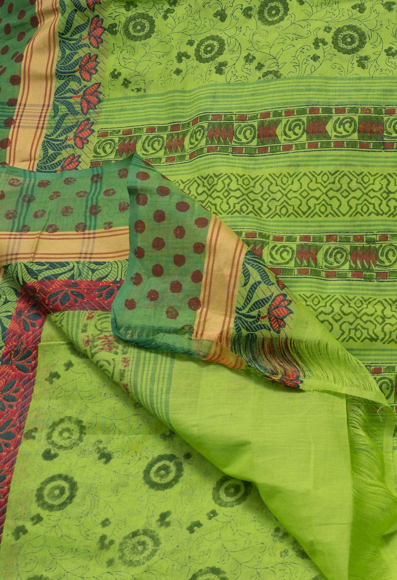 Green  Block Printed Kanchi Cotton Saree-UNM63302