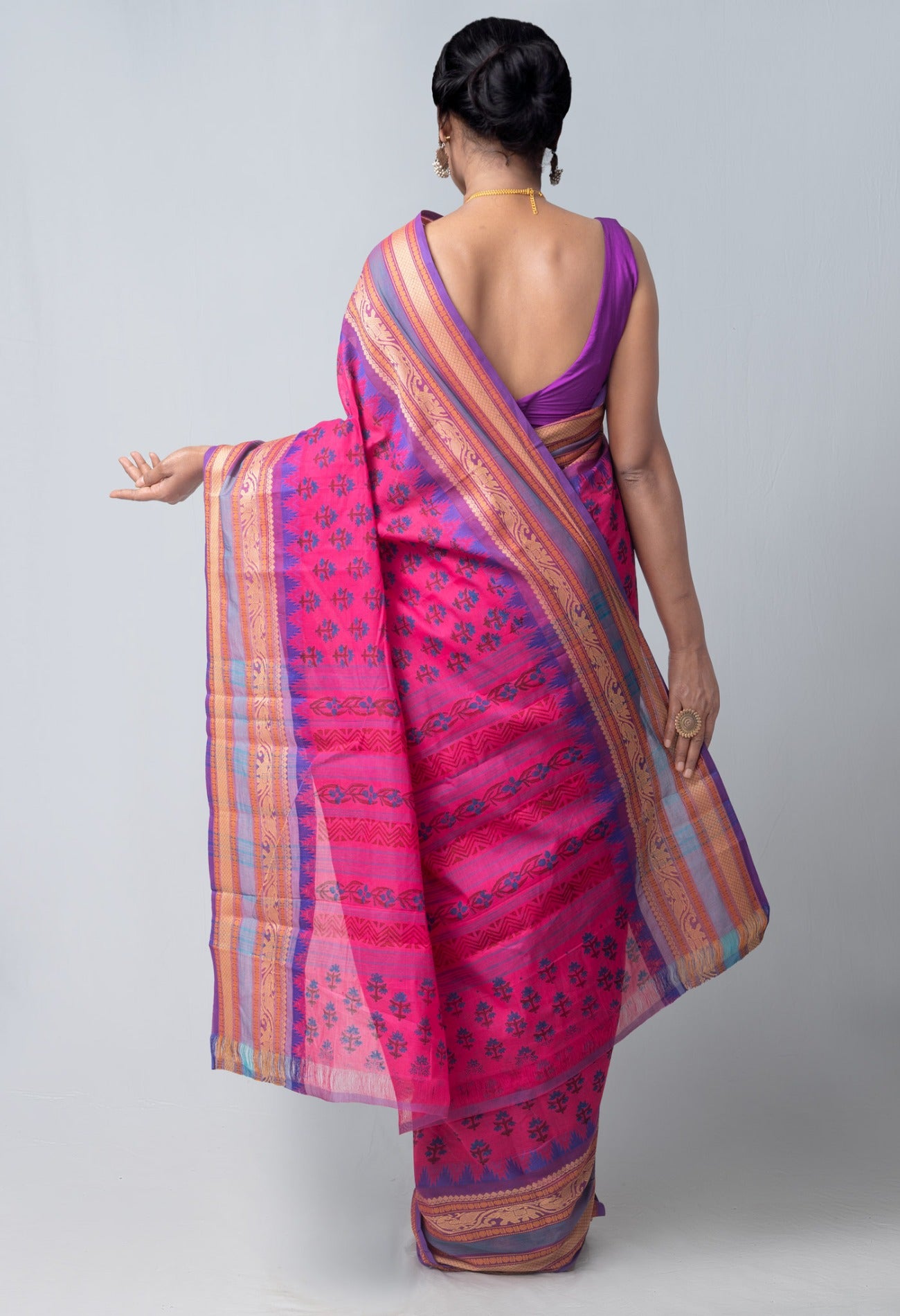 Online Shopping for Pink  Block Printed Kanchi Cotton Saree with Hand Block Prints from Tamil Nadu at Unnatisilks.com India
