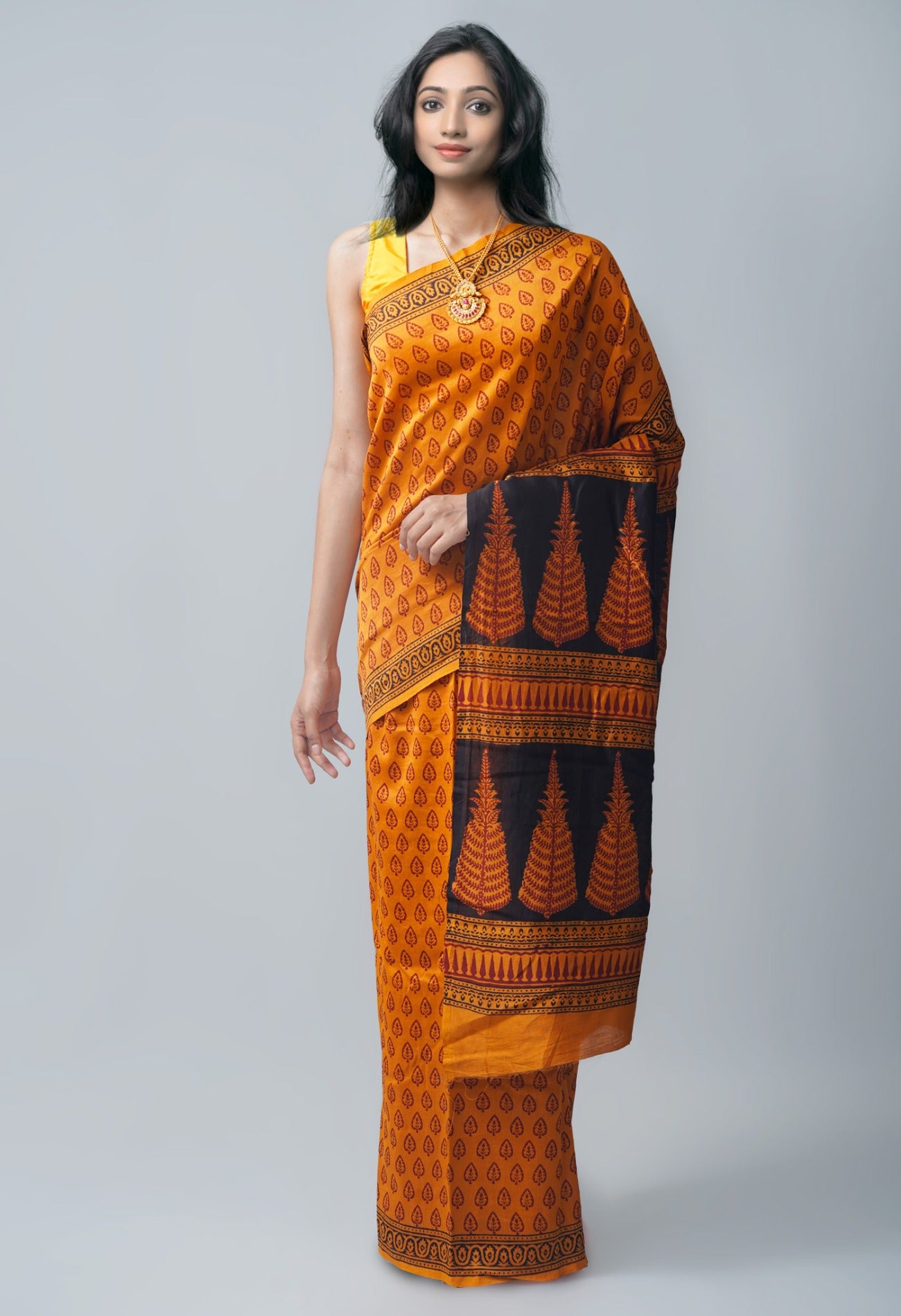 Online Shopping for Orange Pure Bagh Chanderi Cotton Saree with Bagh from Madhya Pradesh at Unnatisilks.com India
