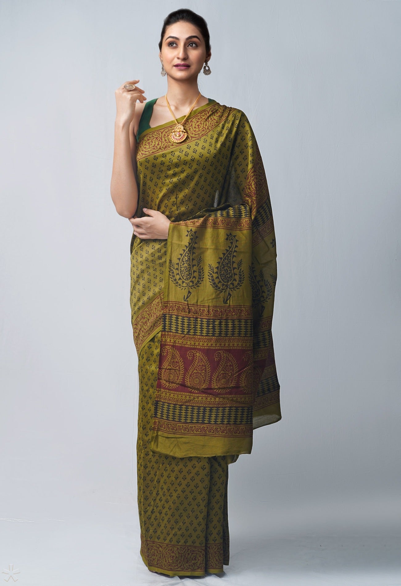 Online Shopping for Green Pure Bagh Chanderi Cotton Saree with Bagh from Madhya Pradesh at Unnatisilks.com India
