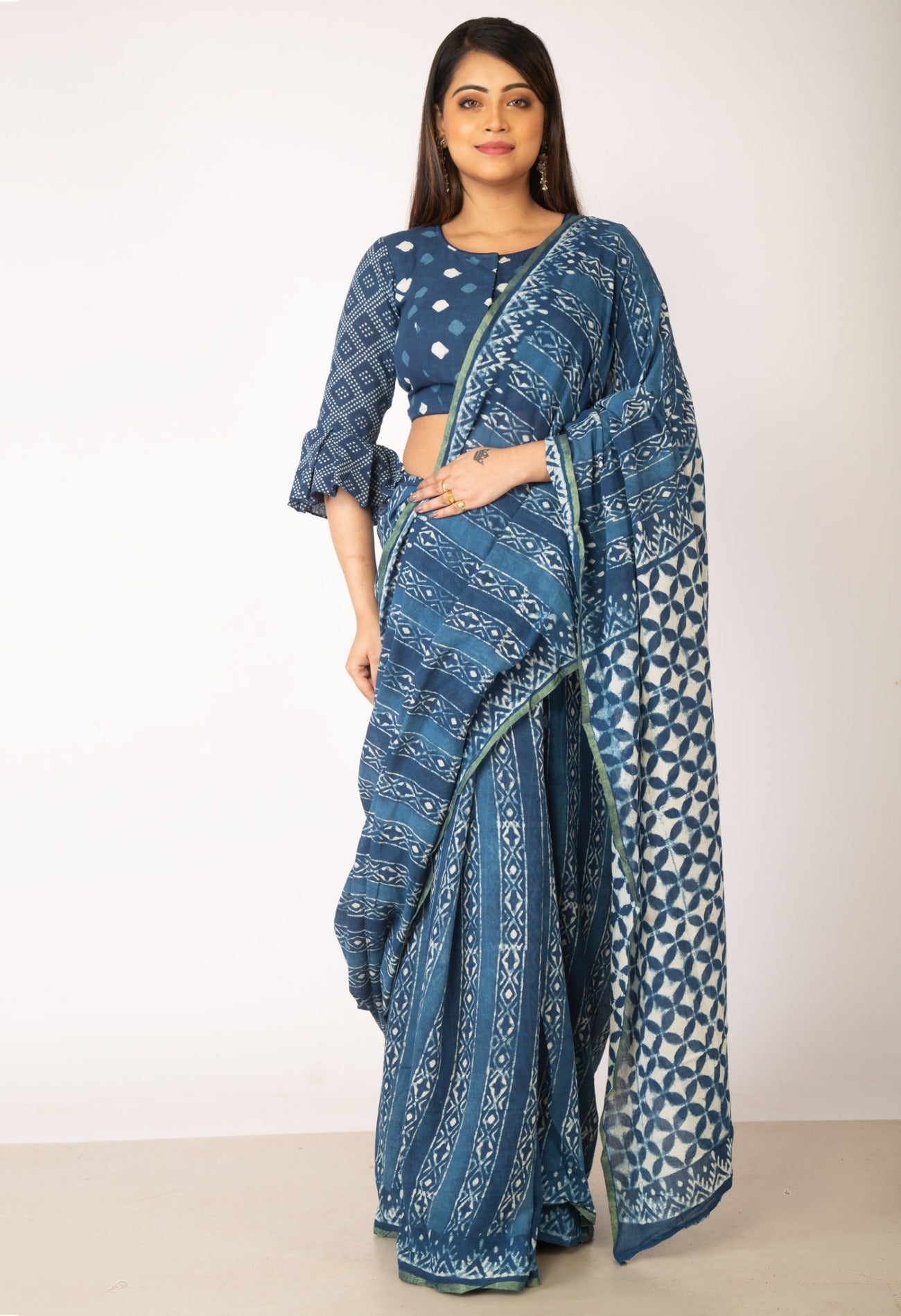 Online Shopping for Navy Blue Pure Preet Dabu Mulmul Cotton Saree with Dabu from Rajasthan at Unnatisilks.com India
