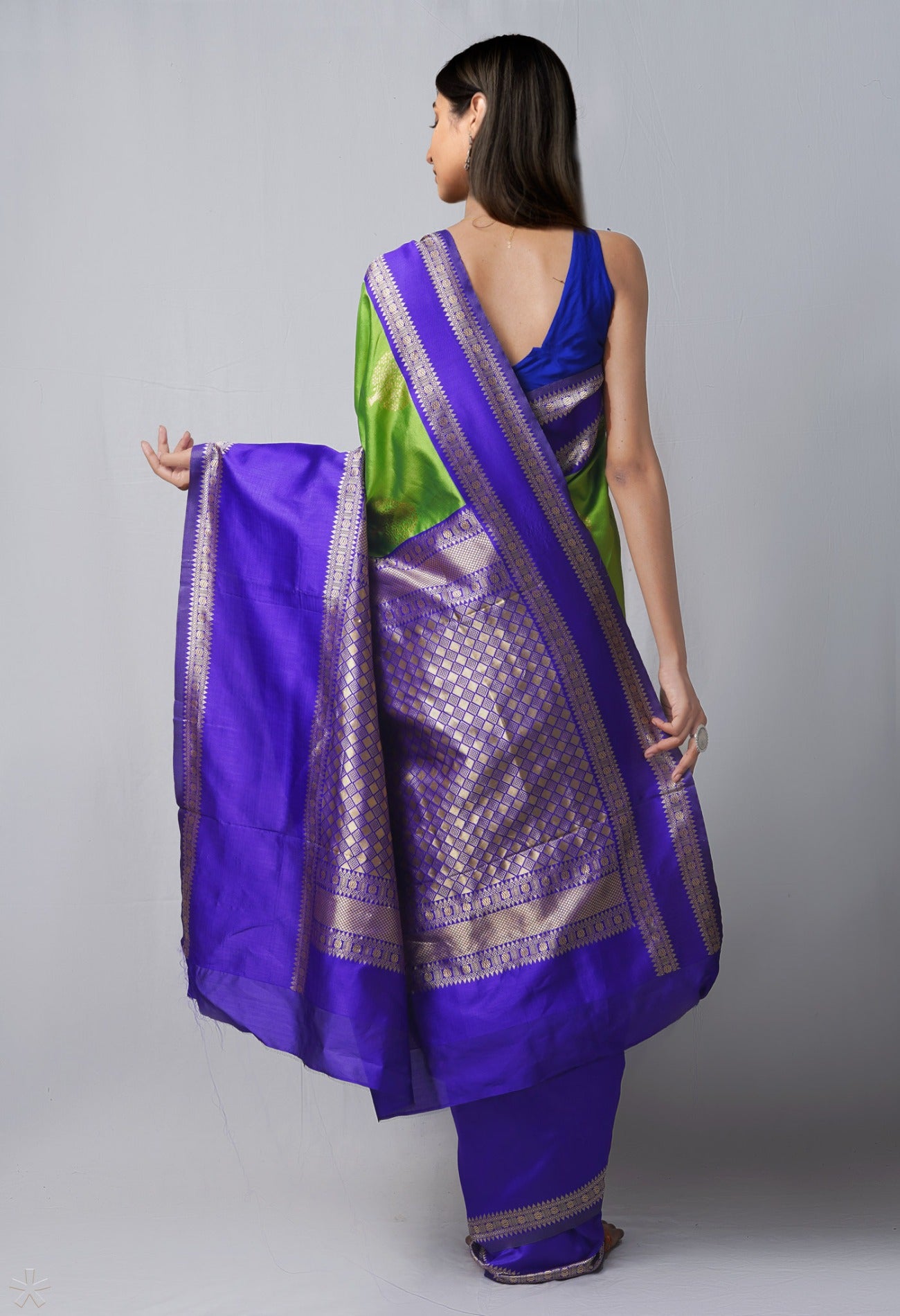 Online Shopping for Green  Kanjivaram Pattu Sico Saree with Weaving from Tamil Nadu at Unnatisilks.com India
