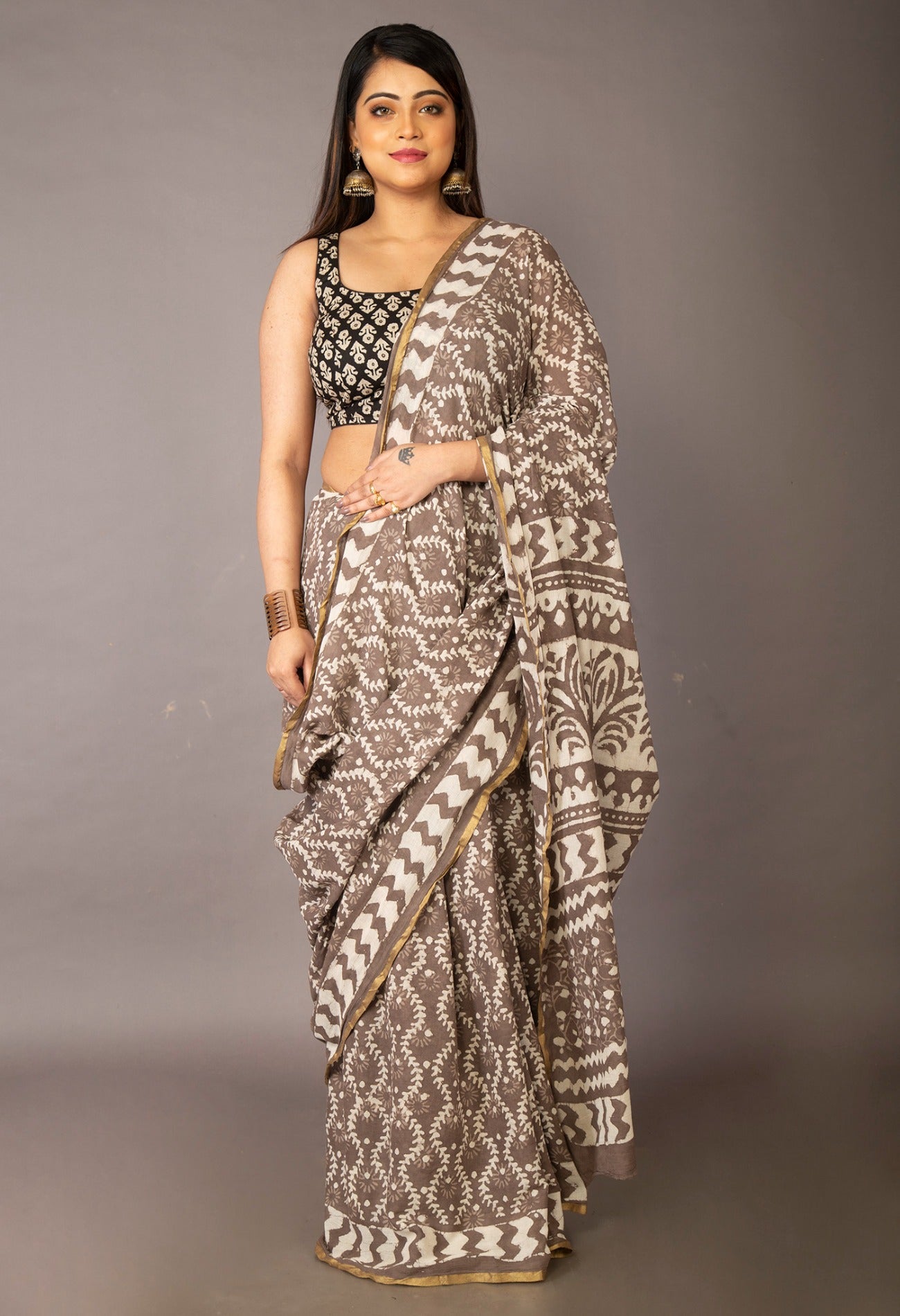 Online Shopping for Grey  Preet Dabu Mulmul Cotton Saree with Dabu from Rajasthan at Unnatisilks.com India
