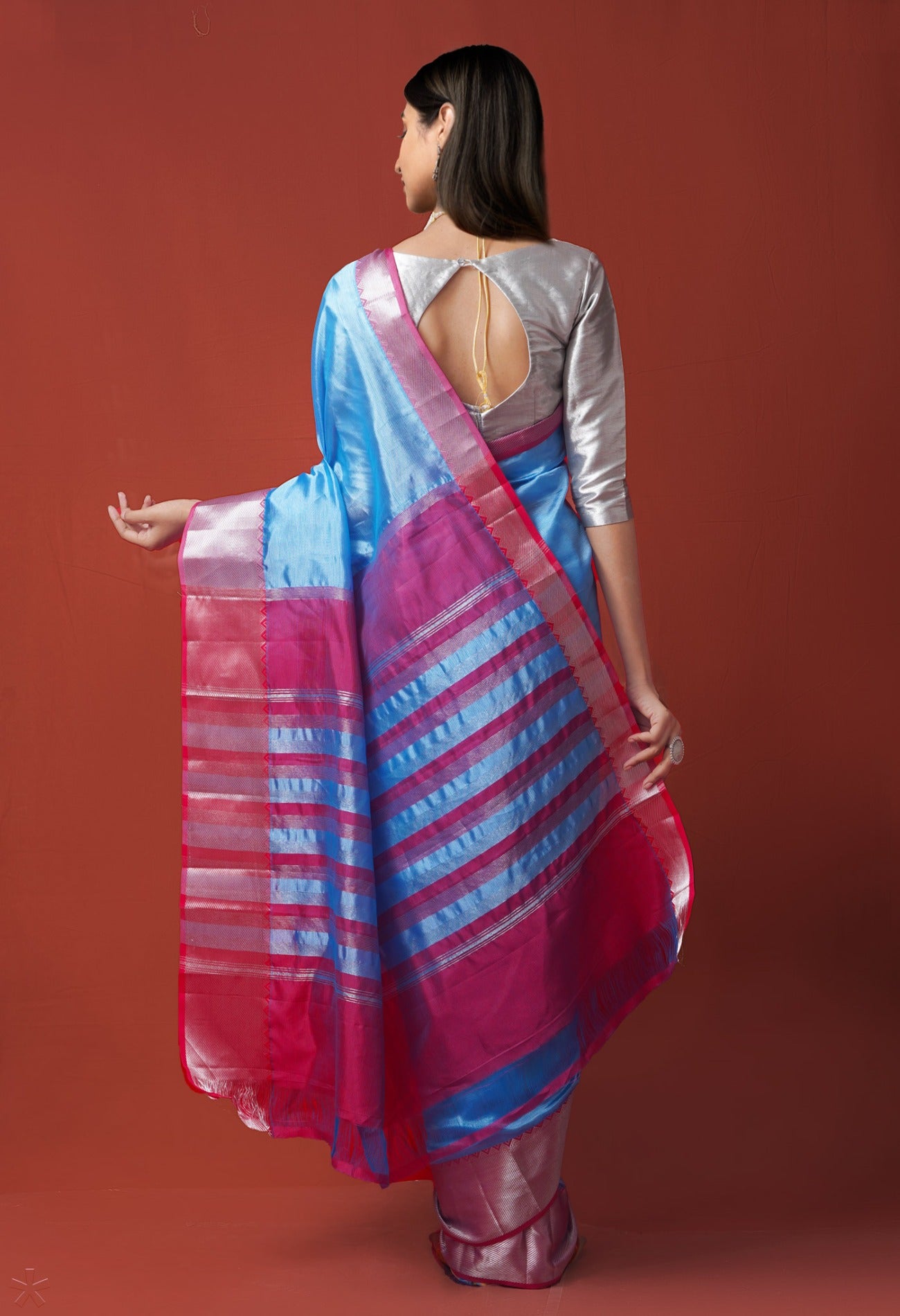 Online Shopping for Sky Blue Pure Handloom Mangalgiri Pattu Silk Saree with Weaving from Andhra Pradesh at Unnatisilks.com India
