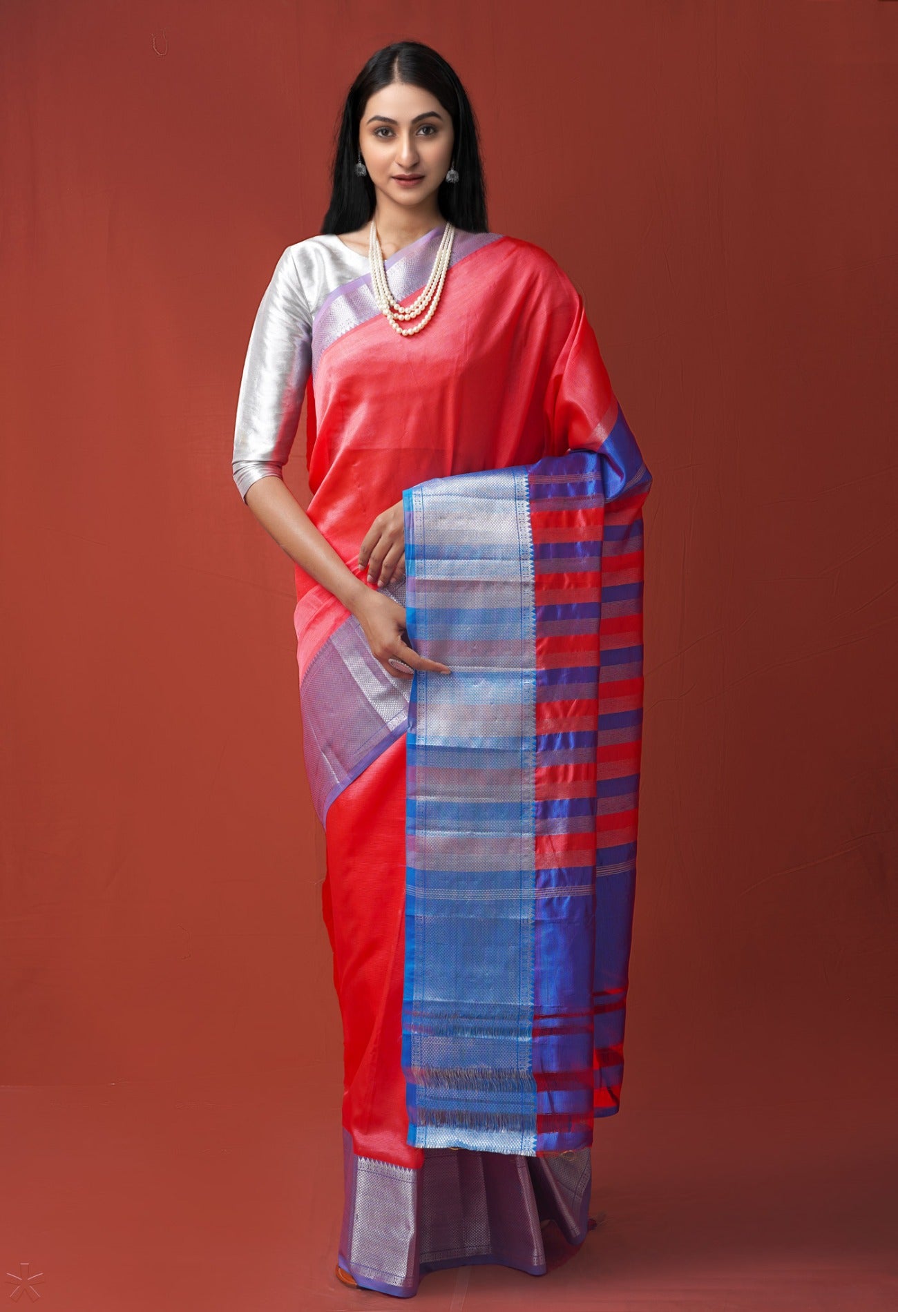 Red Pure Handloom Mangalgiri Pattu Silk Saree