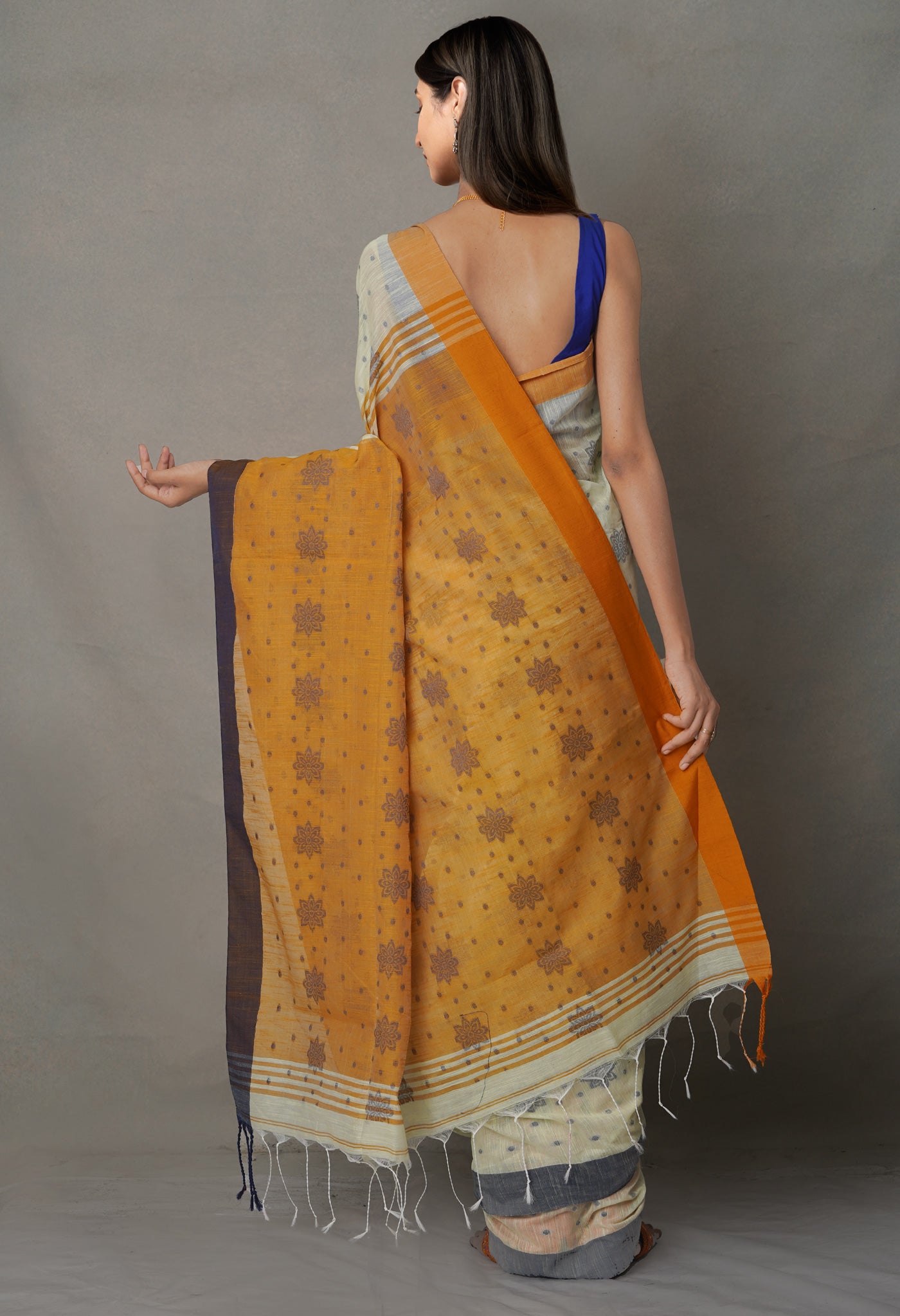 Cream Pure Handloom Bengal  Linen Saree